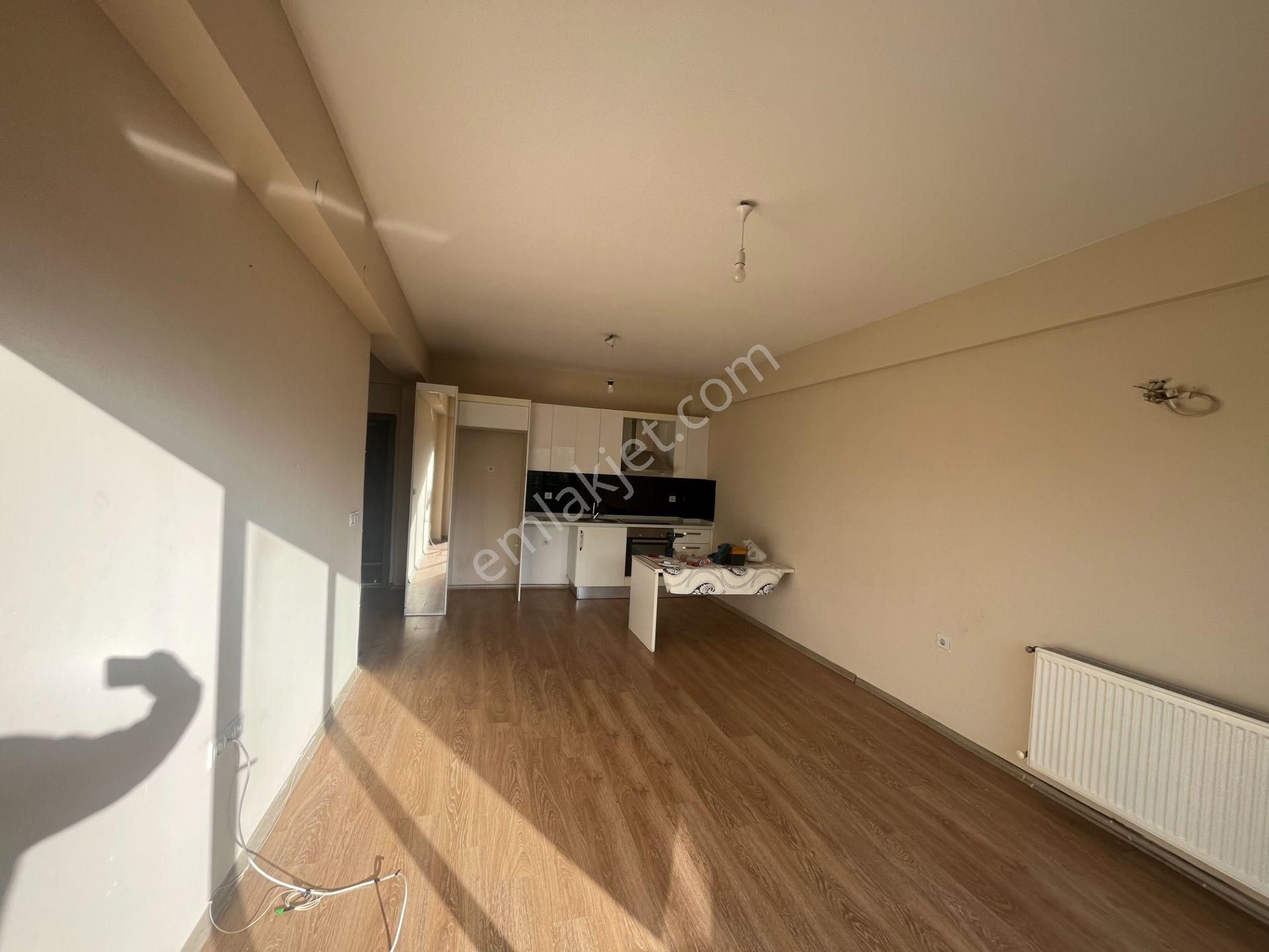 Torbalı Yedi Eylül Mahallesi Havuzlu Site İçerisinde 2+1 Kiralık Daire - Görsel 22