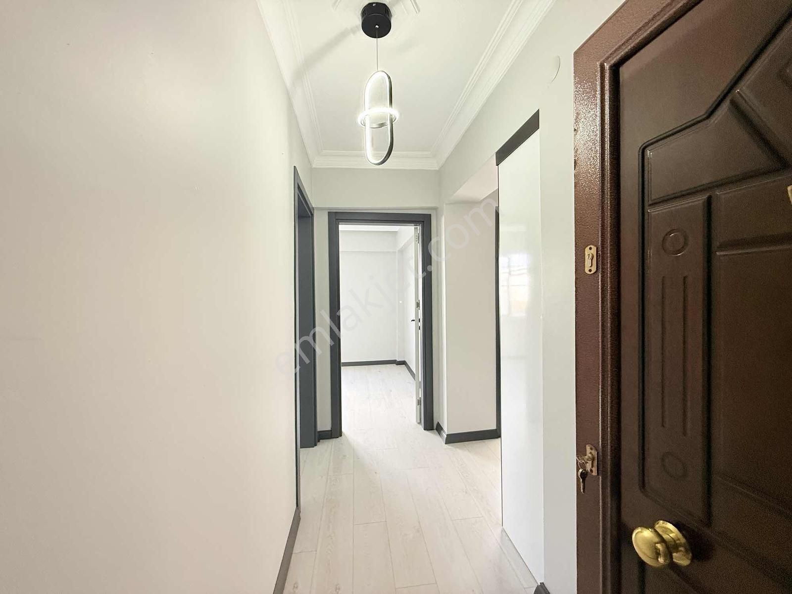 Fiyat Düştü! Denize Yakın Masrafsız 2+1 Daire - Görsel 2