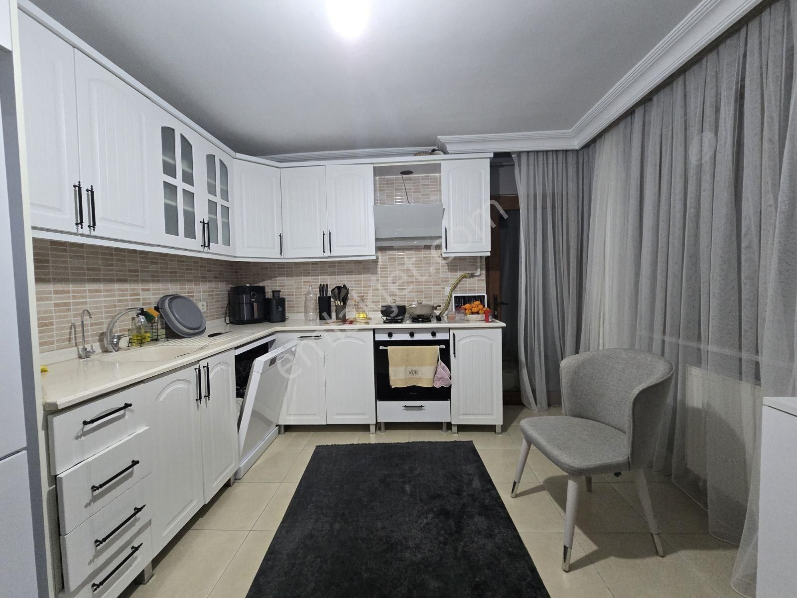 Ulaş Gayrimenkulden Gazi Caddesi Üzeri 125 M² 2+1 Satılık Daire - Görsel 21