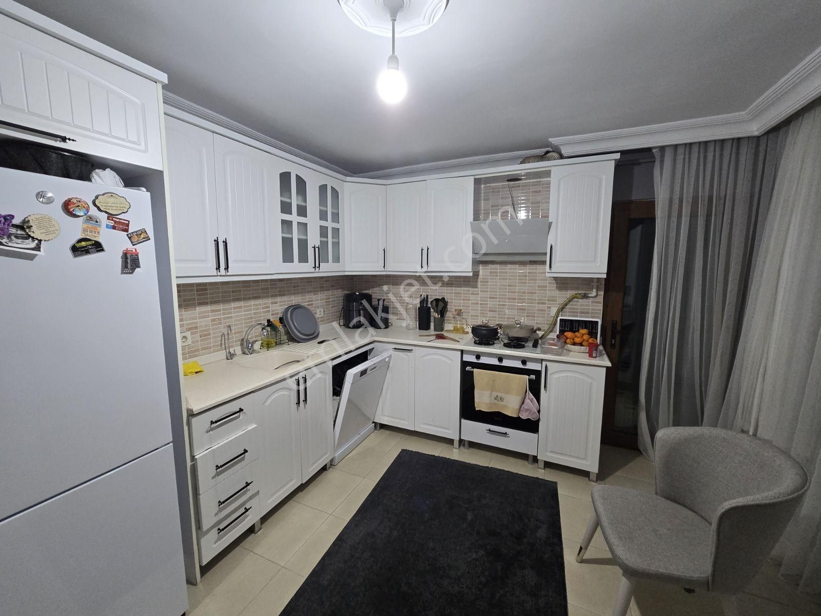 Ulaş Gayrimenkulden Gazi Caddesi Üzeri 125 M² 2+1 Satılık Daire - Görsel 5