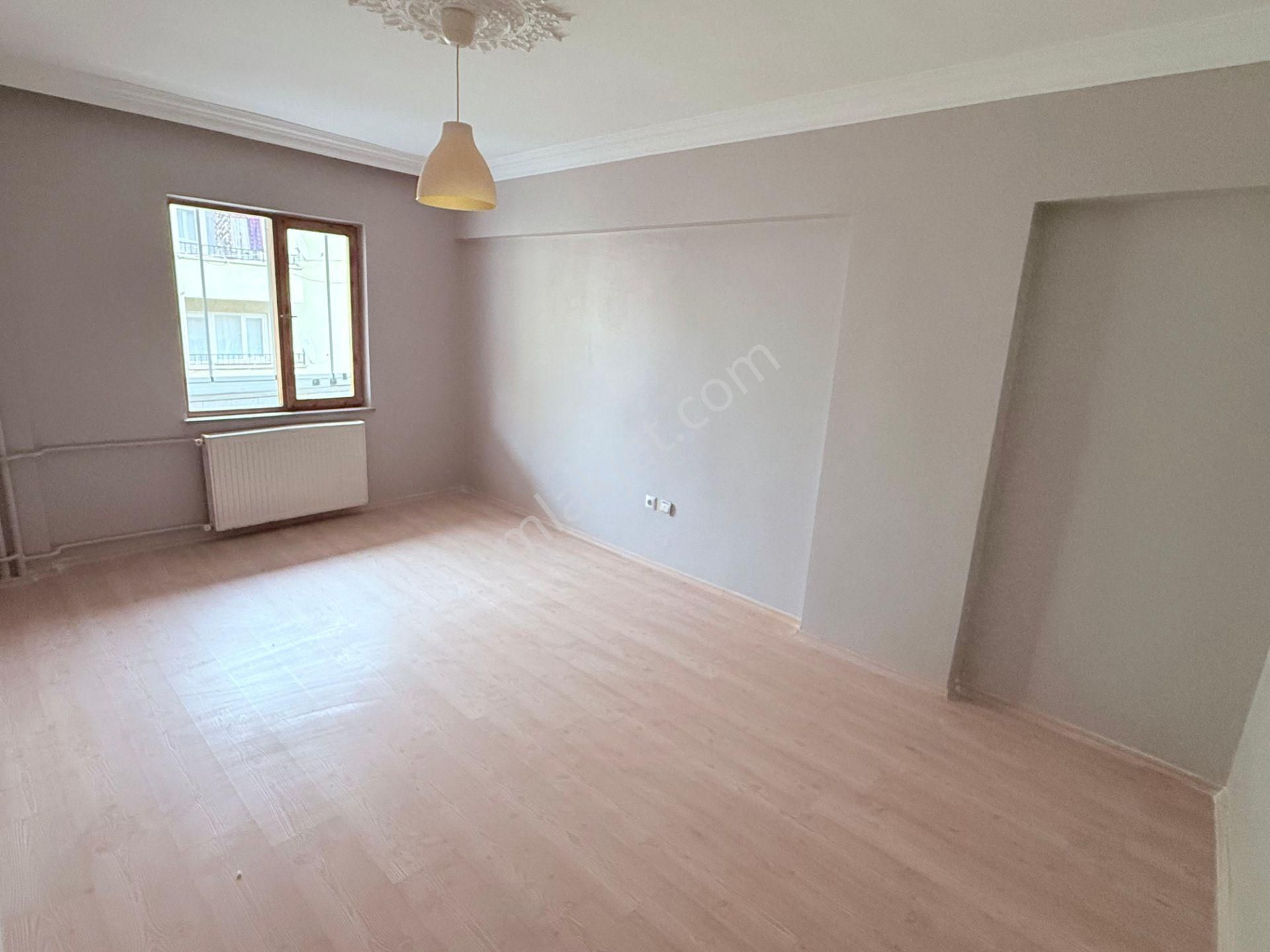 Remax Area'dan İhsaniye Mah. 3+1 Kiralık Ara Kat Masrafsız Daire - Görsel 15