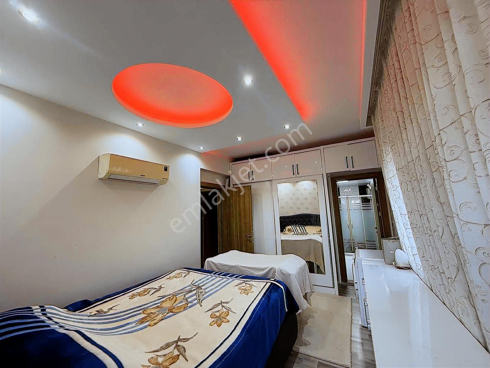 Deniz Manzaralı Çarşı Merkezli Satılık Lüks Daire - Görsel 14