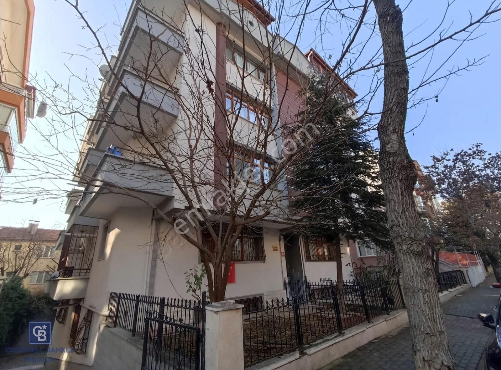 Cb Premıum'dan Ragıp Tüzün Merkezi Konumda Masrafsız Daire