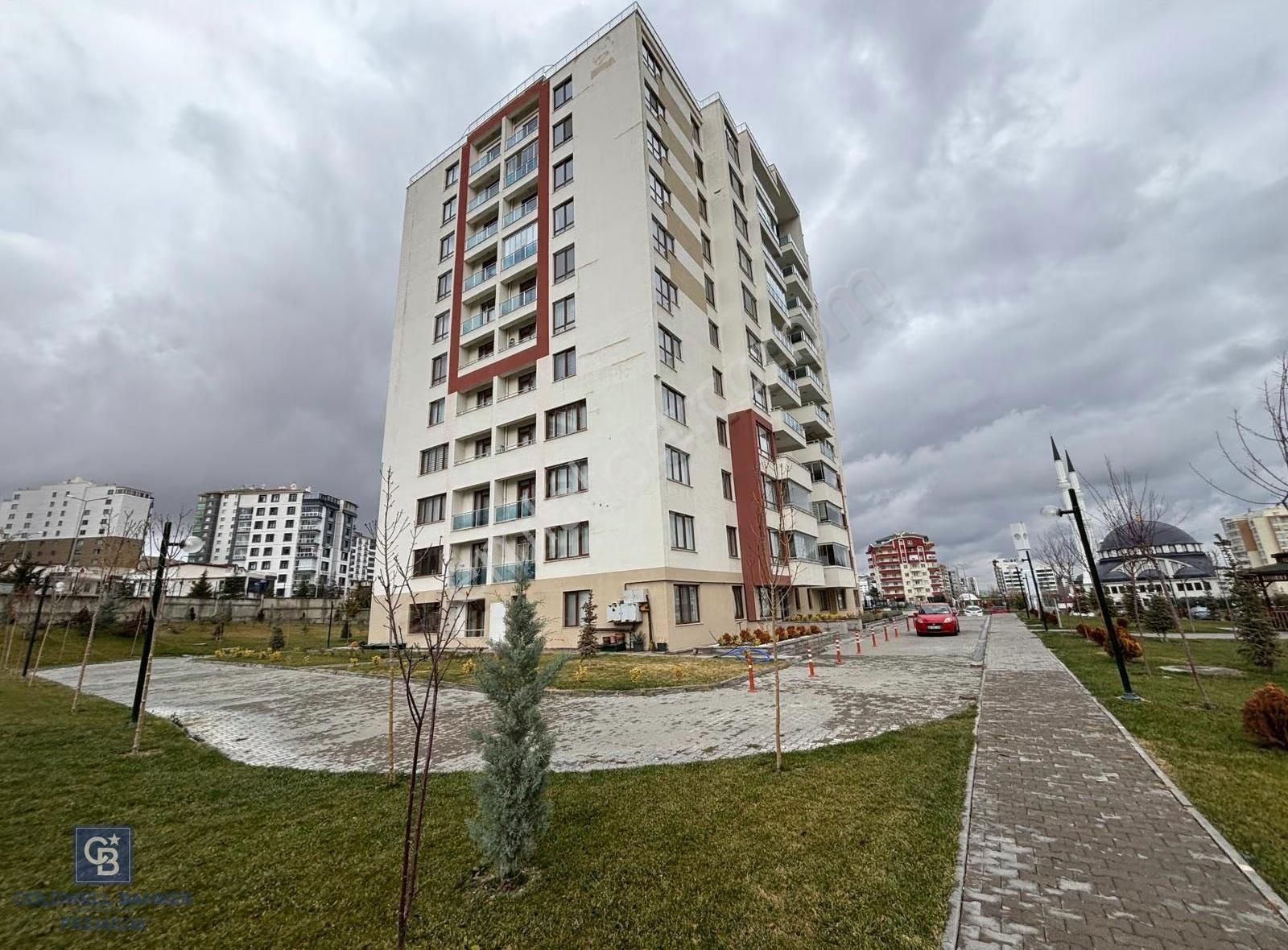 Cb Premıum'dan Bağlıca'da Merkezi Konumda Satılık 4+1 Daire