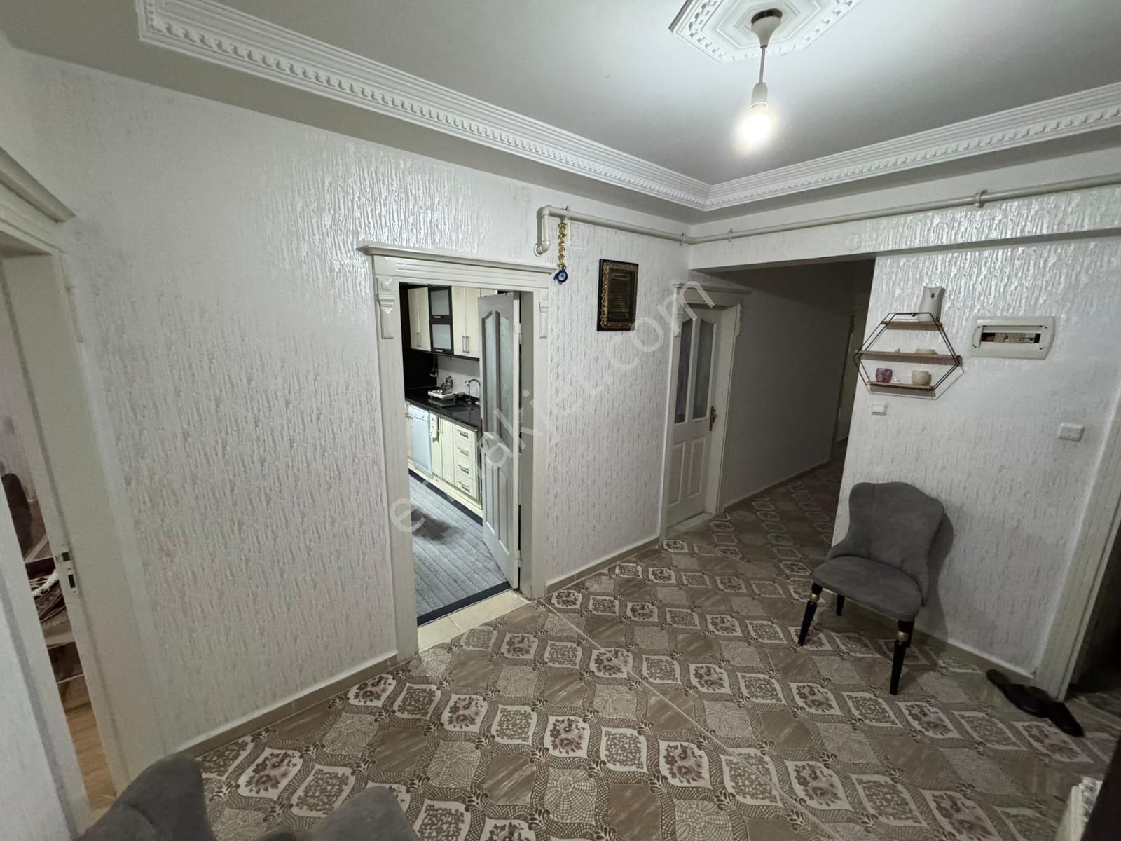 Güneykent Mah. Tp Petrol Yakınında 3+1 Satılık Ara Kat Daire - Görsel 8