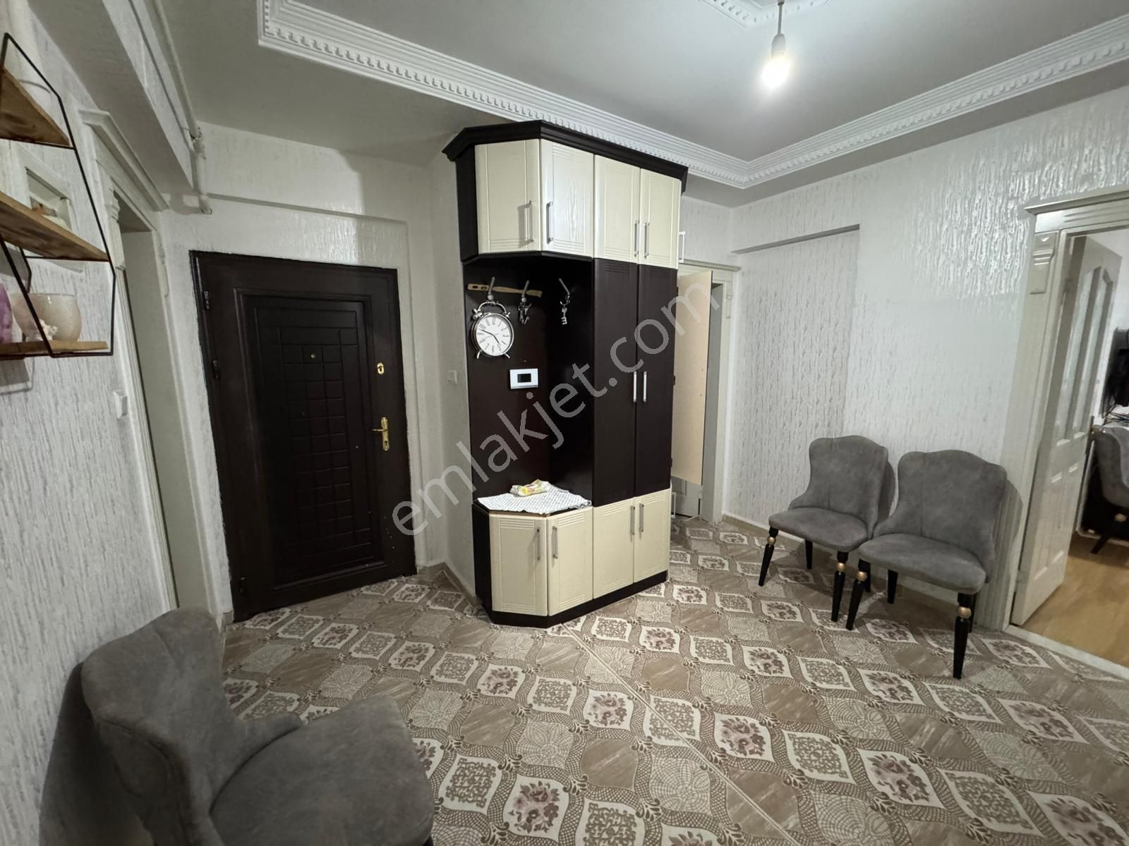 Güneykent Mah. Tp Petrol Yakınında 3+1 Satılık Ara Kat Daire - Görsel 3