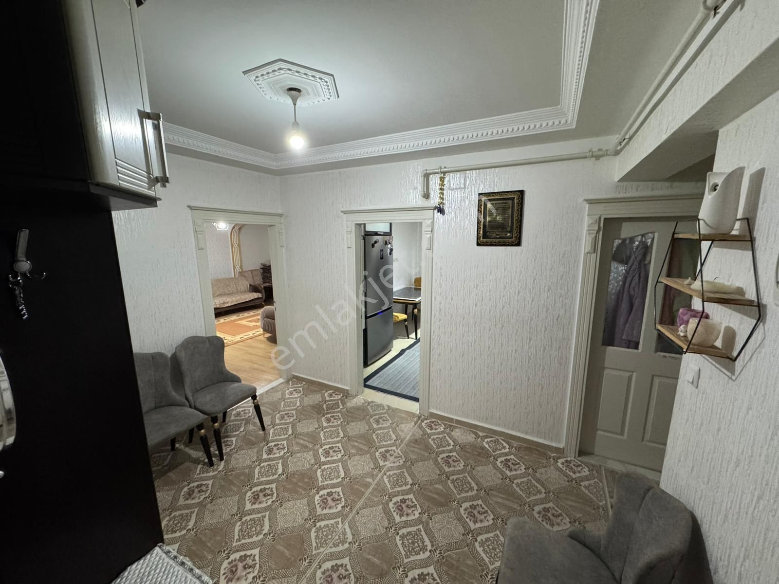 Güneykent Mah. Tp Petrol Yakınında 3+1 Satılık Ara Kat Daire - Görsel 5