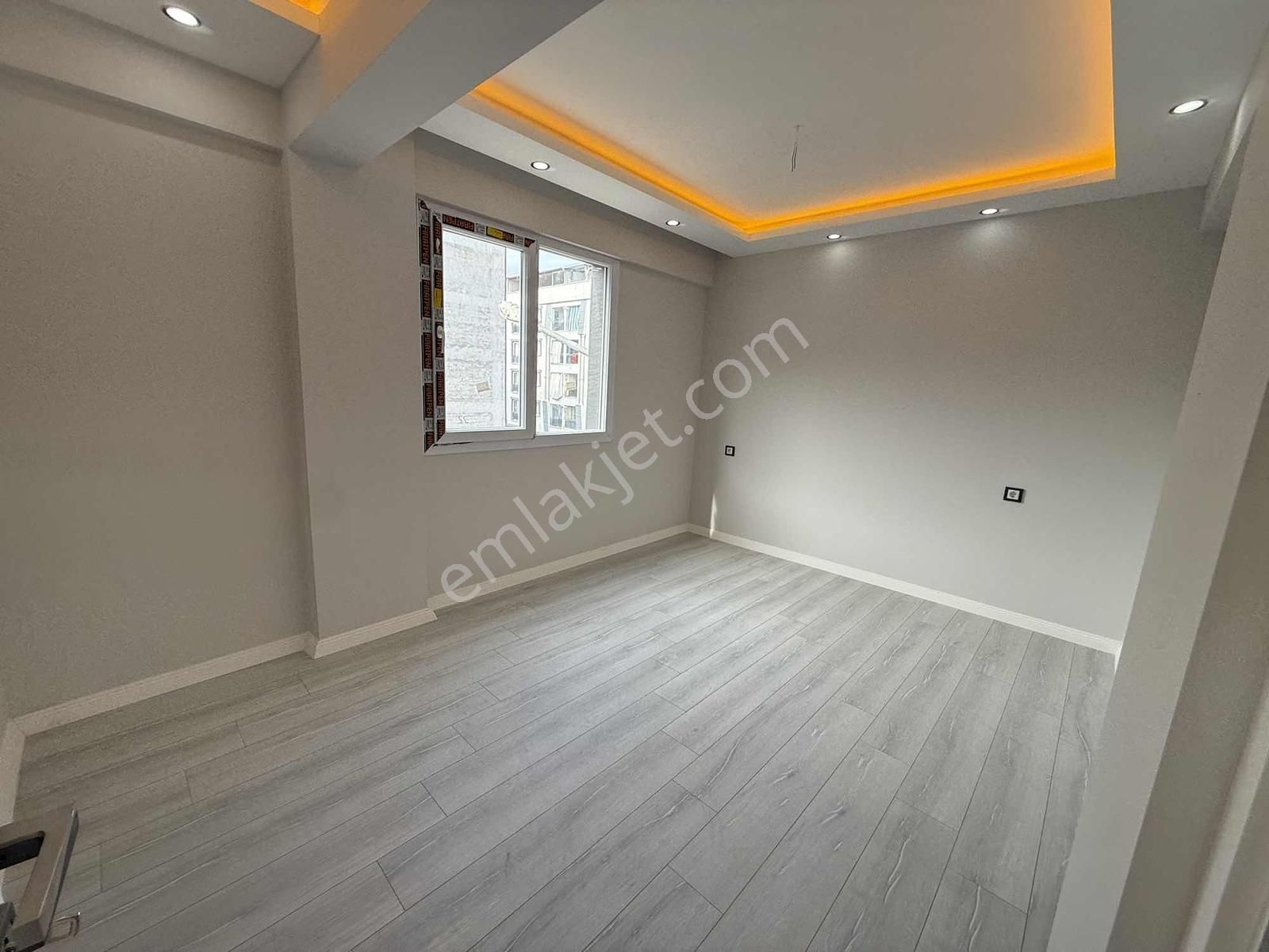 Emlak Center'dan Muradiye Mah Satılık Ful Lüks 2+1 Ara Kat Daire - Görsel 11