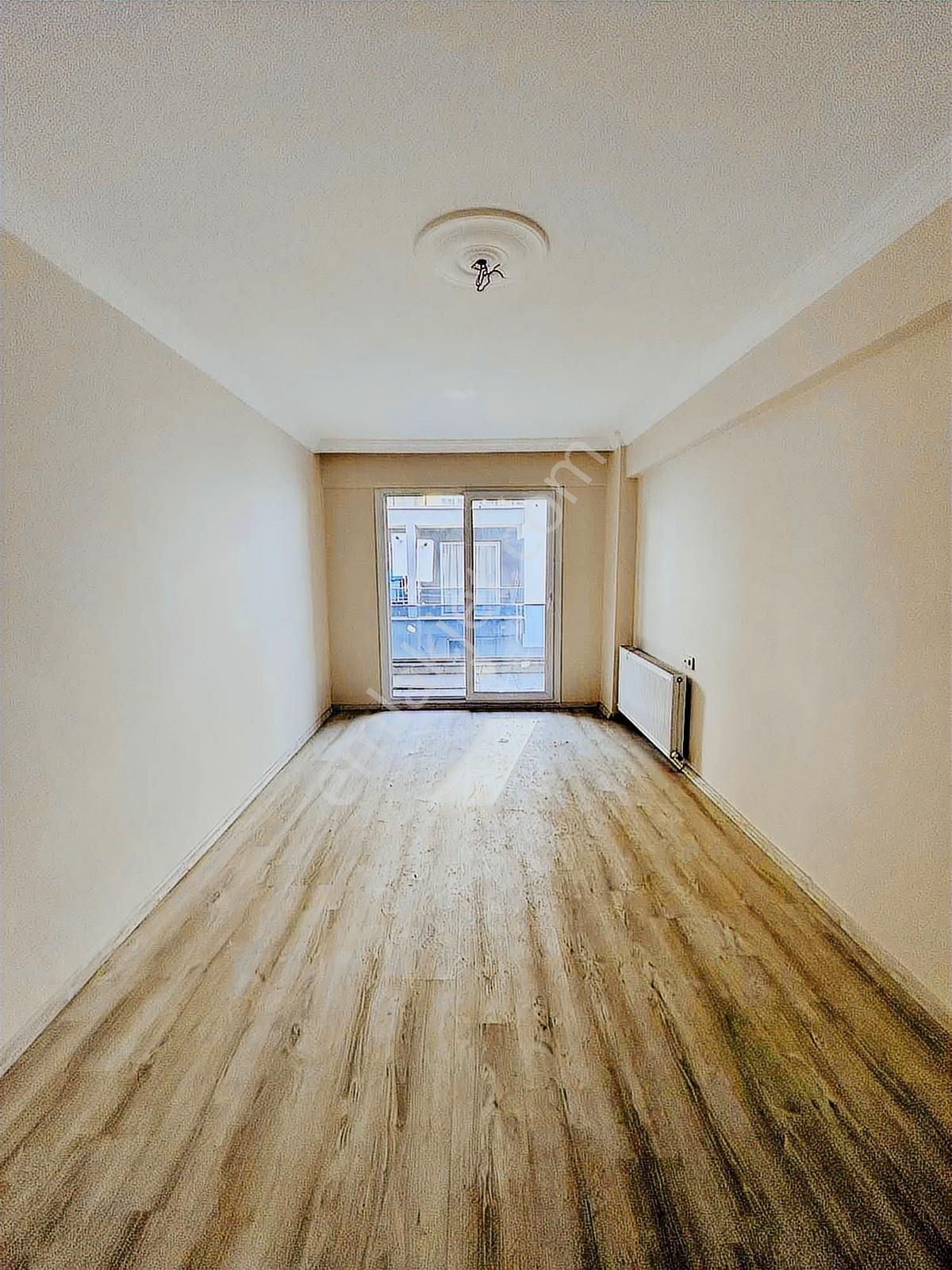 Emlak Center'dan Muradiye Mah'sinde 2+1 Arakat Satılık Daire - Görsel 3