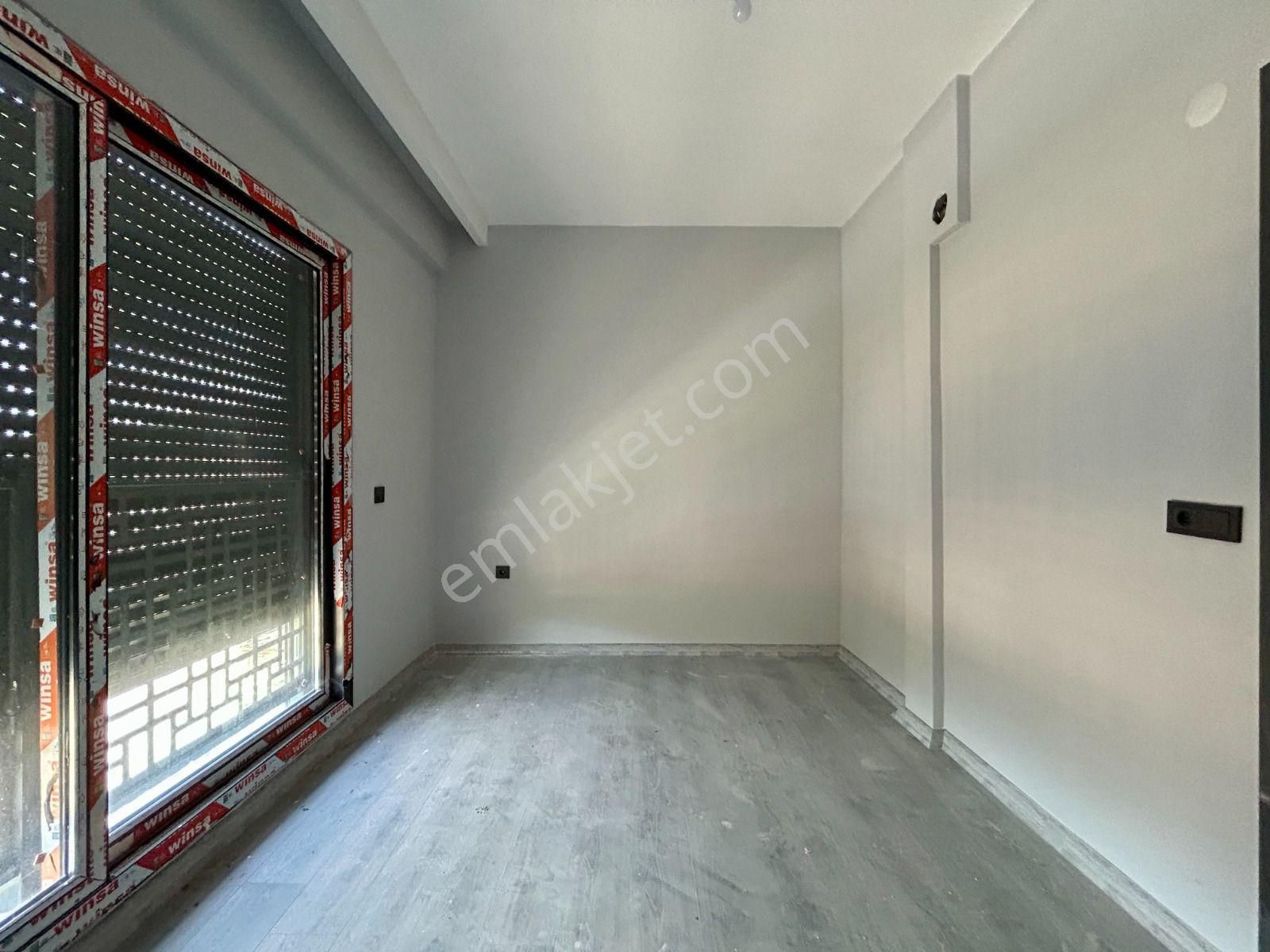 Ağaçlı Yolu Üzerinde Sıfır 4+1 Villa Satışta - Görsel 23