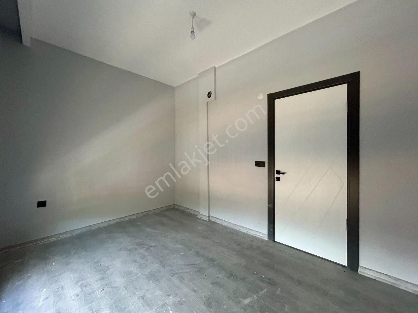 Ağaçlı Yolu Üzerinde Sıfır 4+1 Villa Satışta - Görsel 24