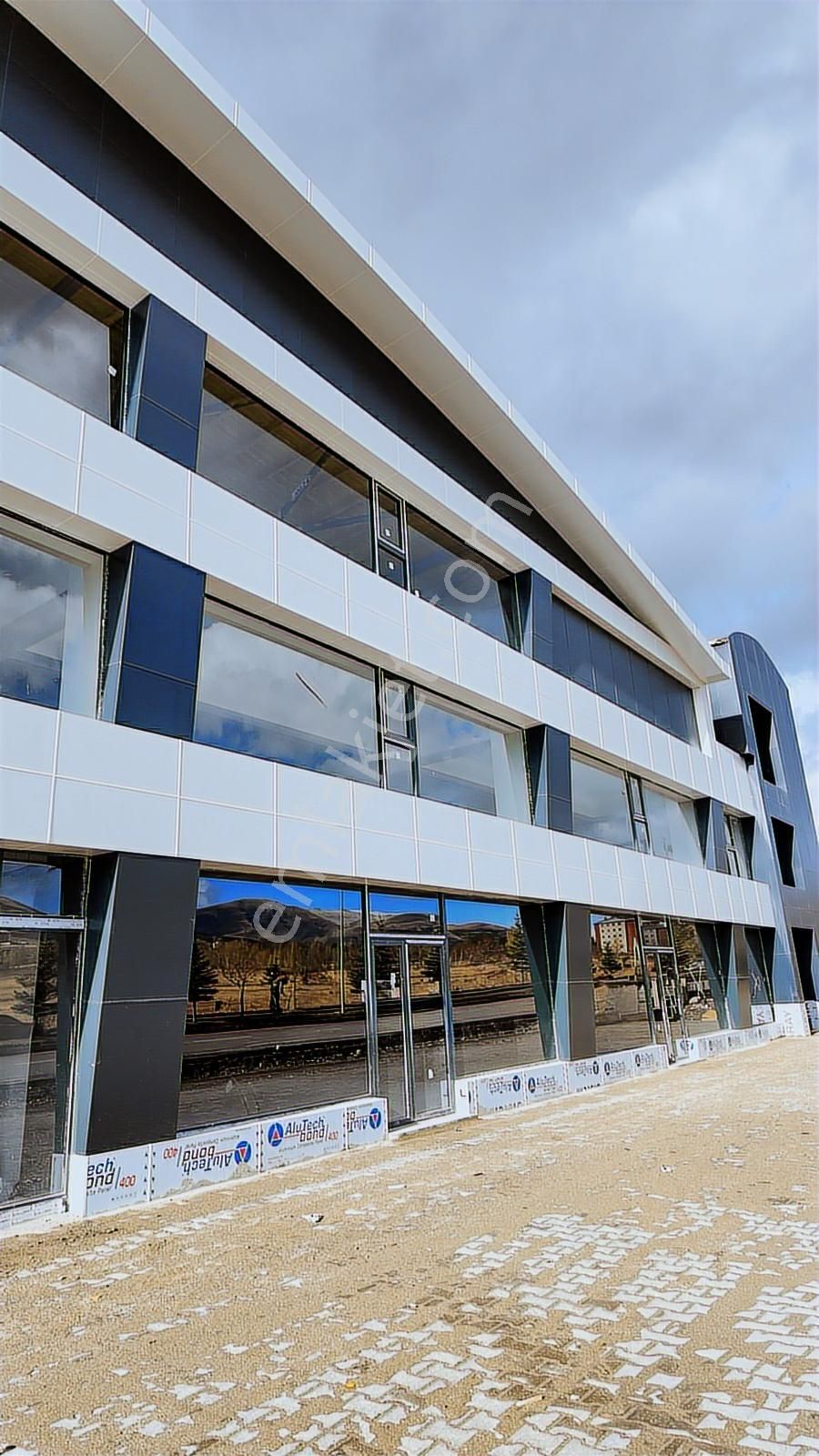 Erzurum Palandöken Avm Kiralık Dükkan | Sıfır Bina | 50 M² - Görsel 11