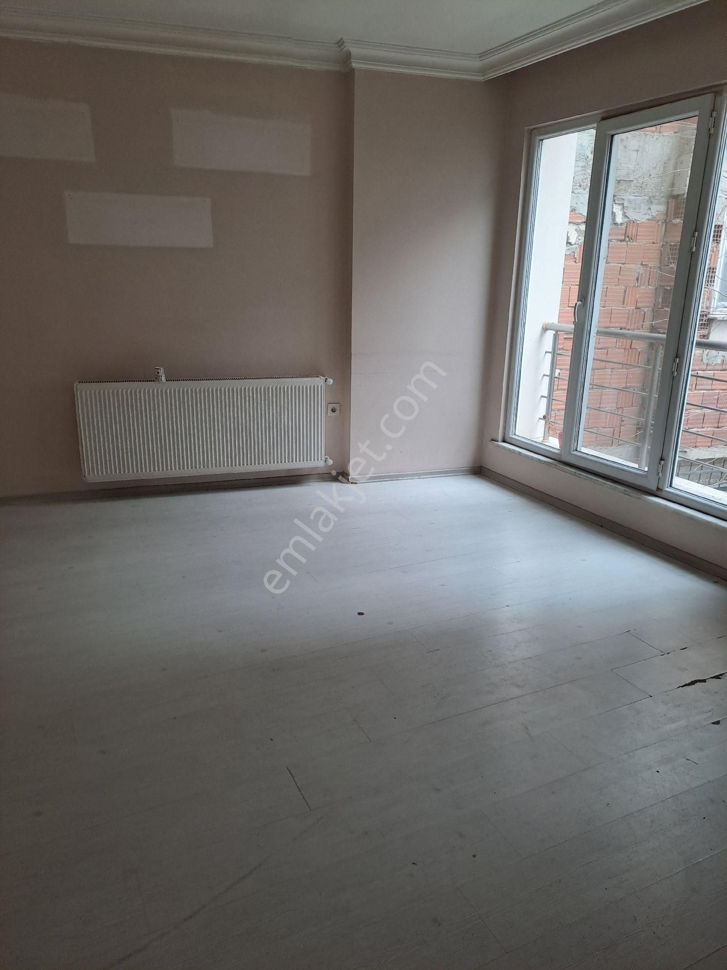 Kağıthane Celiktepe De Genç Binada Kiralık(2+1) Ara Kat Daire - Görsel 16