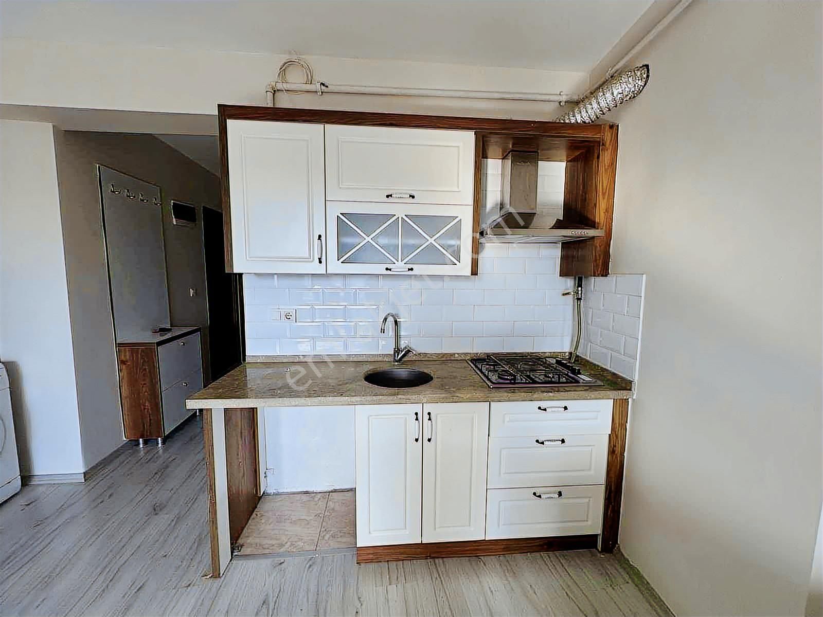 Arena Suites Sitesinde Eşyalı 1+1 Boş Daire - Görsel 11