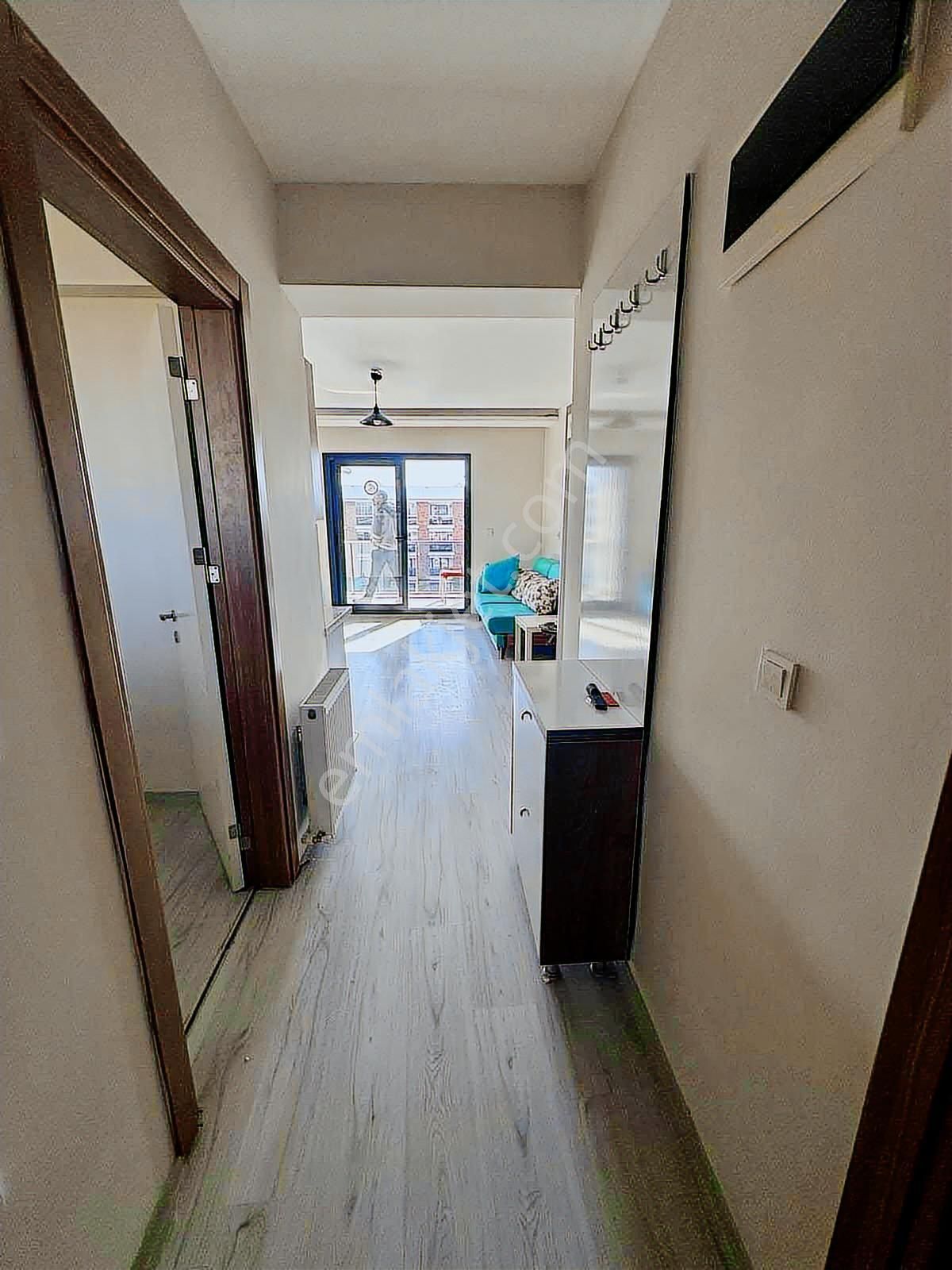 Arena Suites Sitesinde Eşyalı 1+1 Boş Daire - Görsel 2