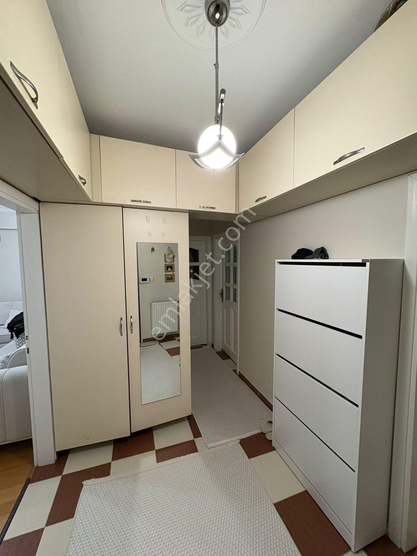 Sahibinden Fatih Haliç Cad Yakını Genç Binada 2+1 Daire 1.kat - Görsel 6