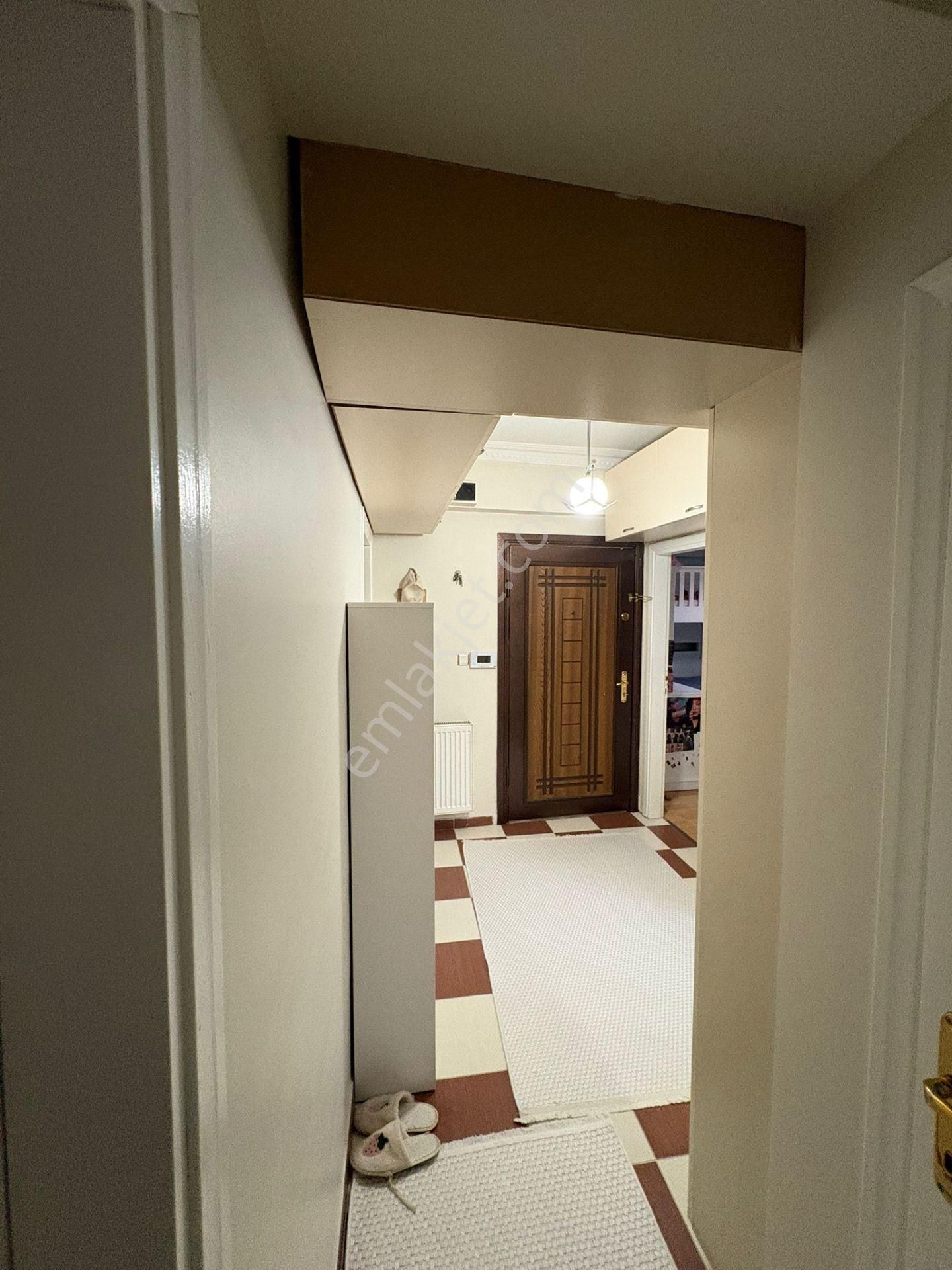 Sahibinden Fatih Haliç Cad Yakını Genç Binada 2+1 Daire 1.kat - Görsel 5