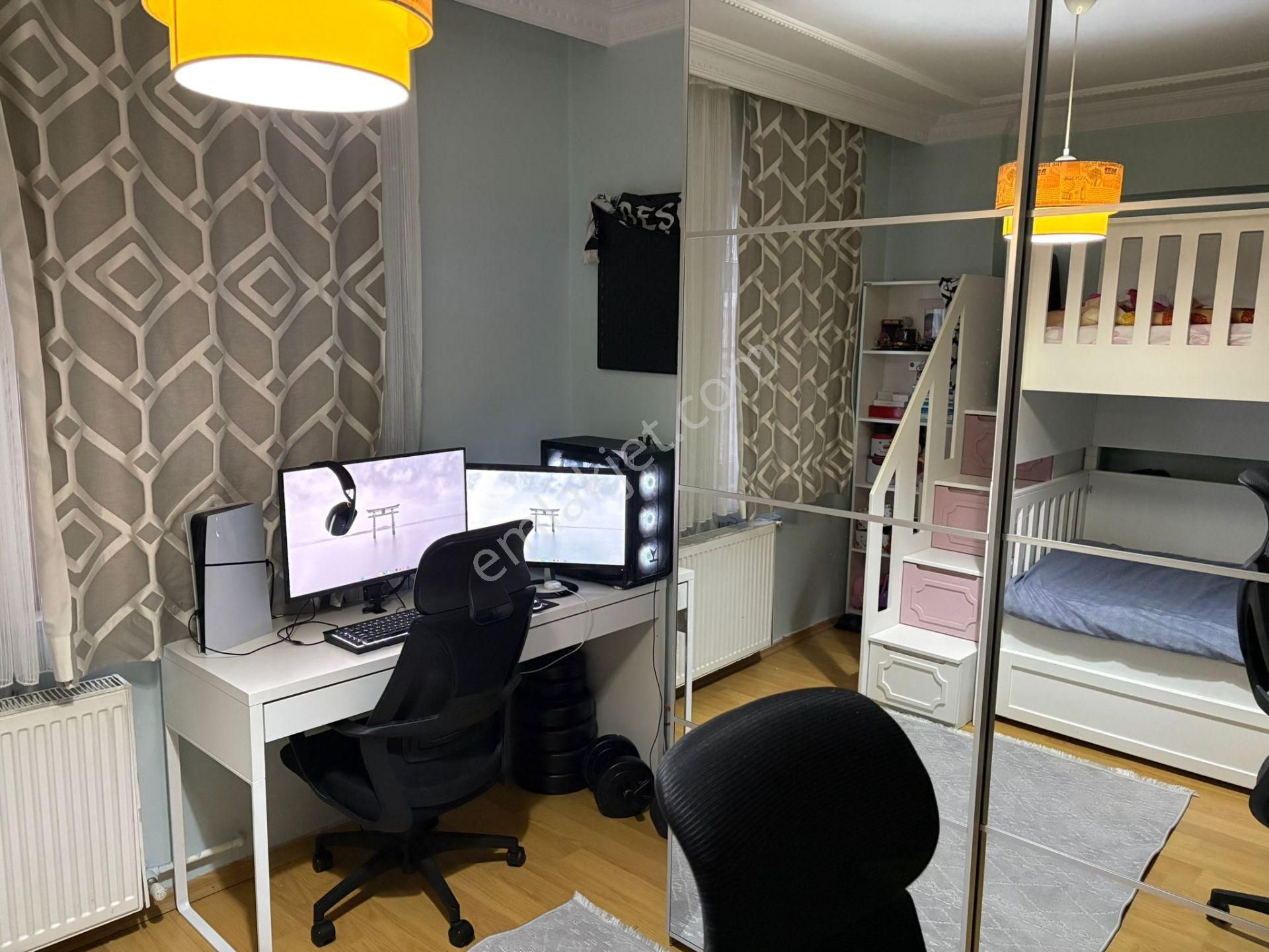 Sahibinden Fatih Haliç Cad Yakını Genç Binada 2+1 Daire 1.kat - Görsel 9