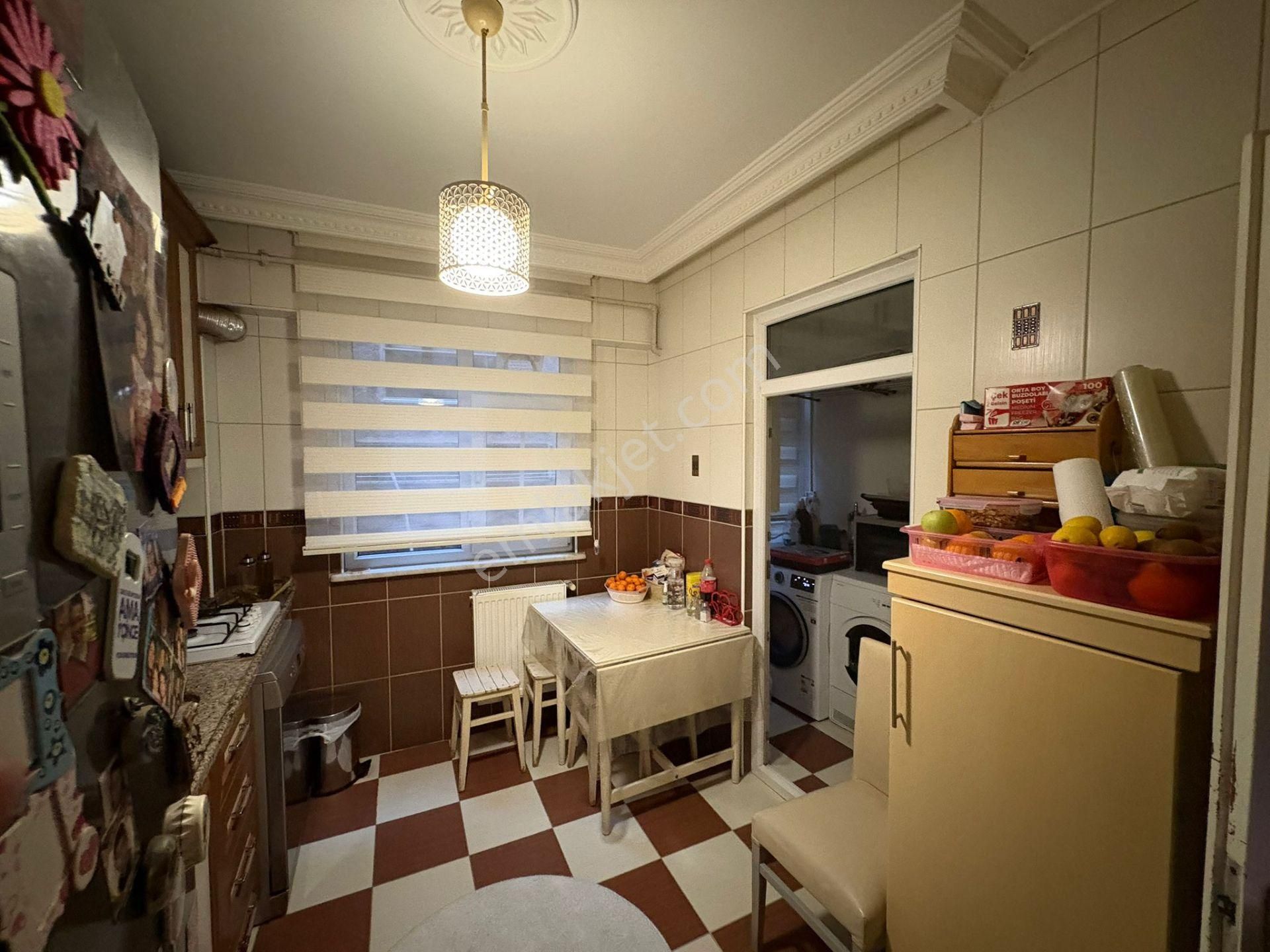 Sahibinden Fatih Haliç Cad Yakını Genç Binada 2+1 Daire 1.kat - Görsel 11