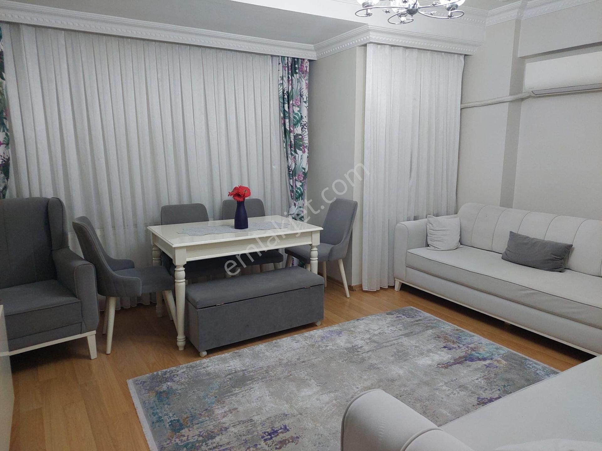 Sahibinden Fatih Haliç Cad Yakını Genç Binada 2+1 Daire 1.kat - Görsel 2