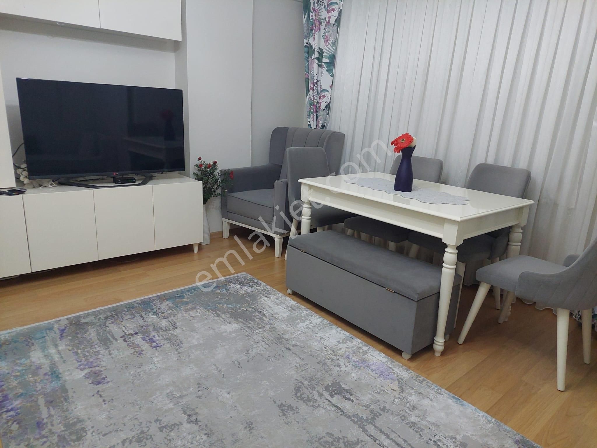 Sahibinden Fatih Haliç Cad Yakını Genç Binada 2+1 Daire 1.kat