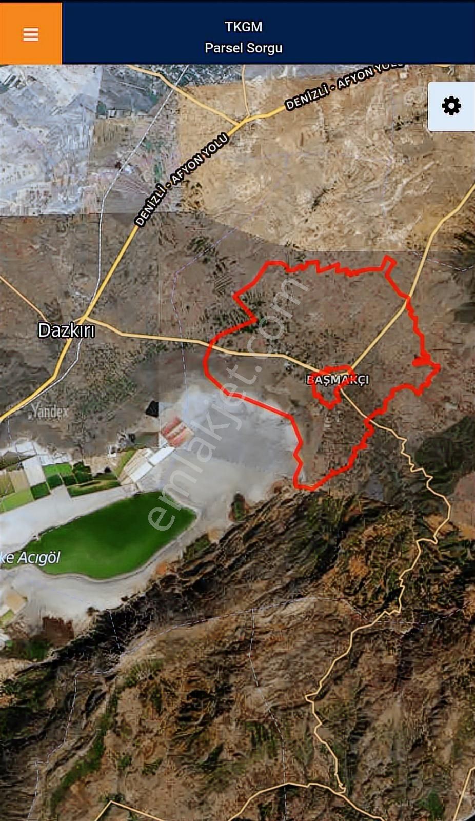 Afyonkarasihar Basmakçi İlçesnde Merkeze 1.5 Km Mesafede Satılık