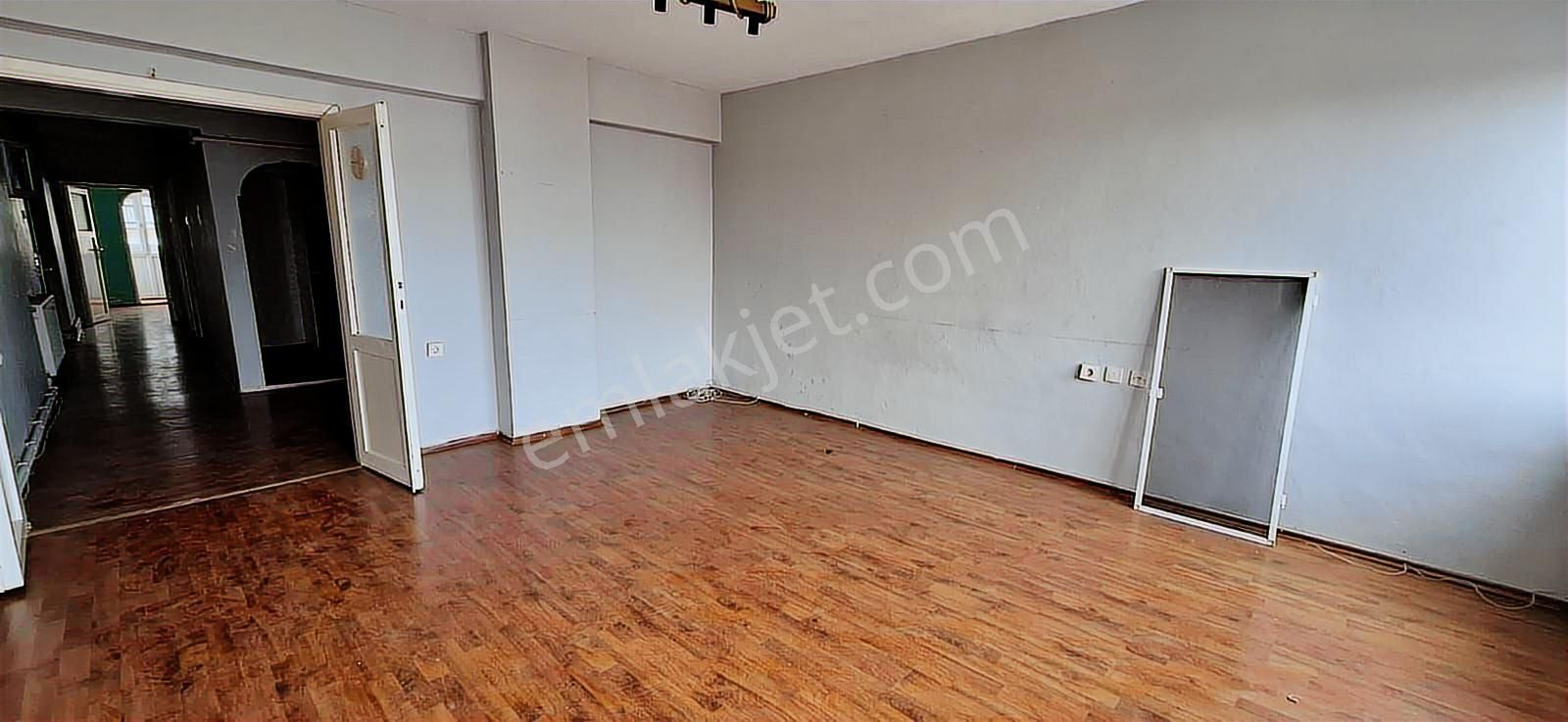 Cemal Emlak Bursa Yıldırım Namazgah Yeşil 4.ara Kat Bakımlı Eko - Görsel 3