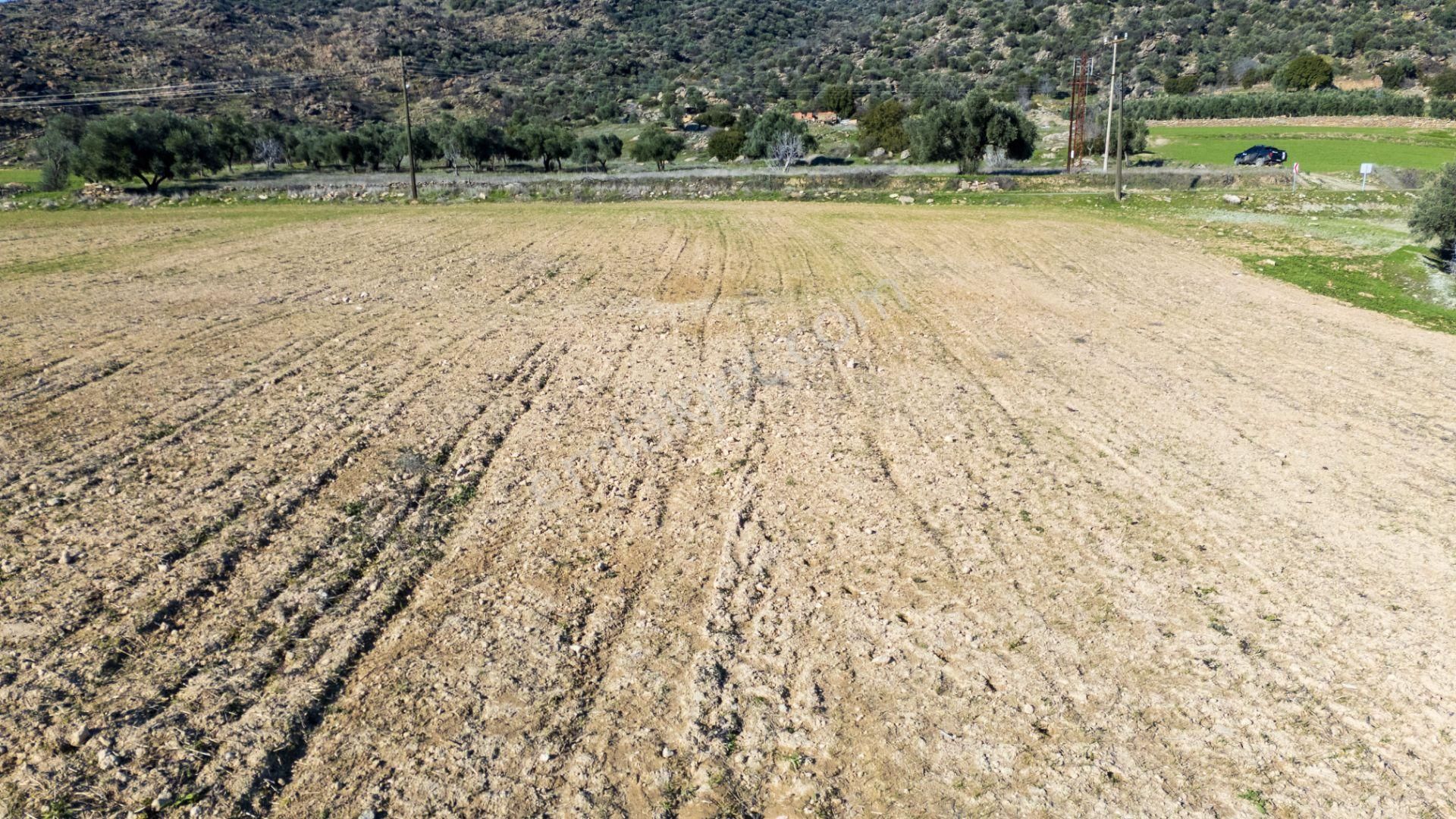 Bozdoğan Yazıkent Mahallesinde Satılık Yol Kenarı 21 Dönüm Tarla - Görsel 9