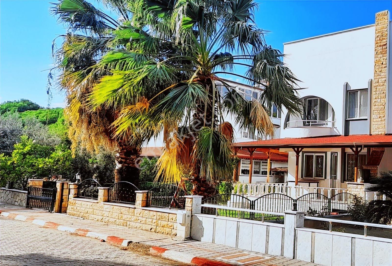 Rw Nefes'ten; İmko Sitesinde, Geniş Bahçeli, Bakımlı Villa - Görsel 2