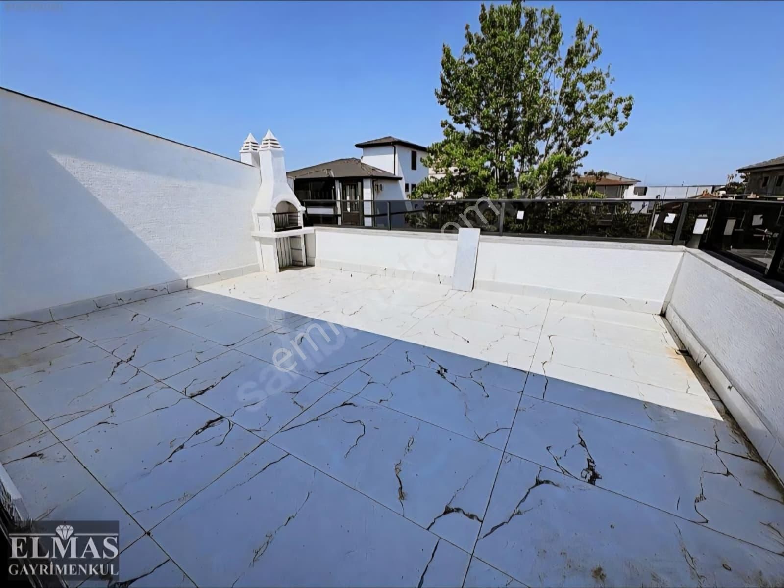 Serdivan Yazlık Mahallesin'de Satılık Süper Lüks 5+1 Villa - Görsel 2