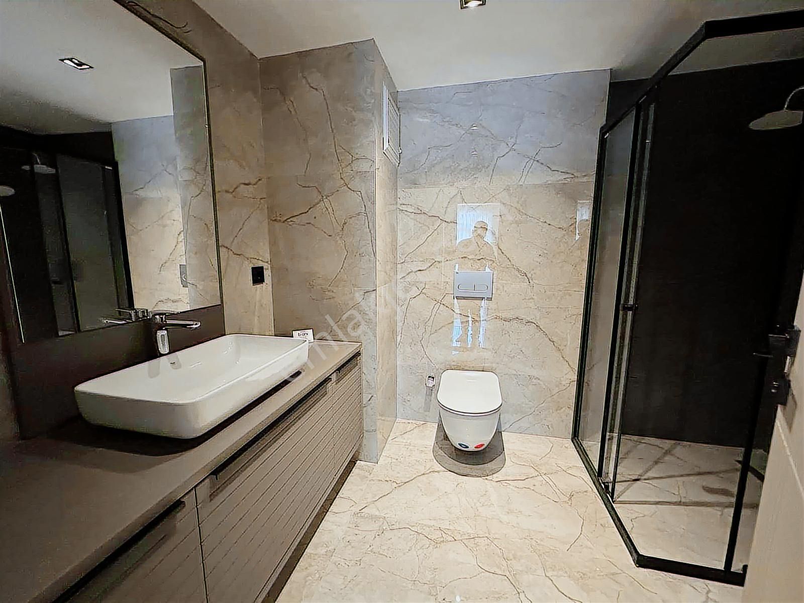 Zer Kayapa'da Lüks Eşyalı Kiralık 150 M2 Net Daire - Görsel 30