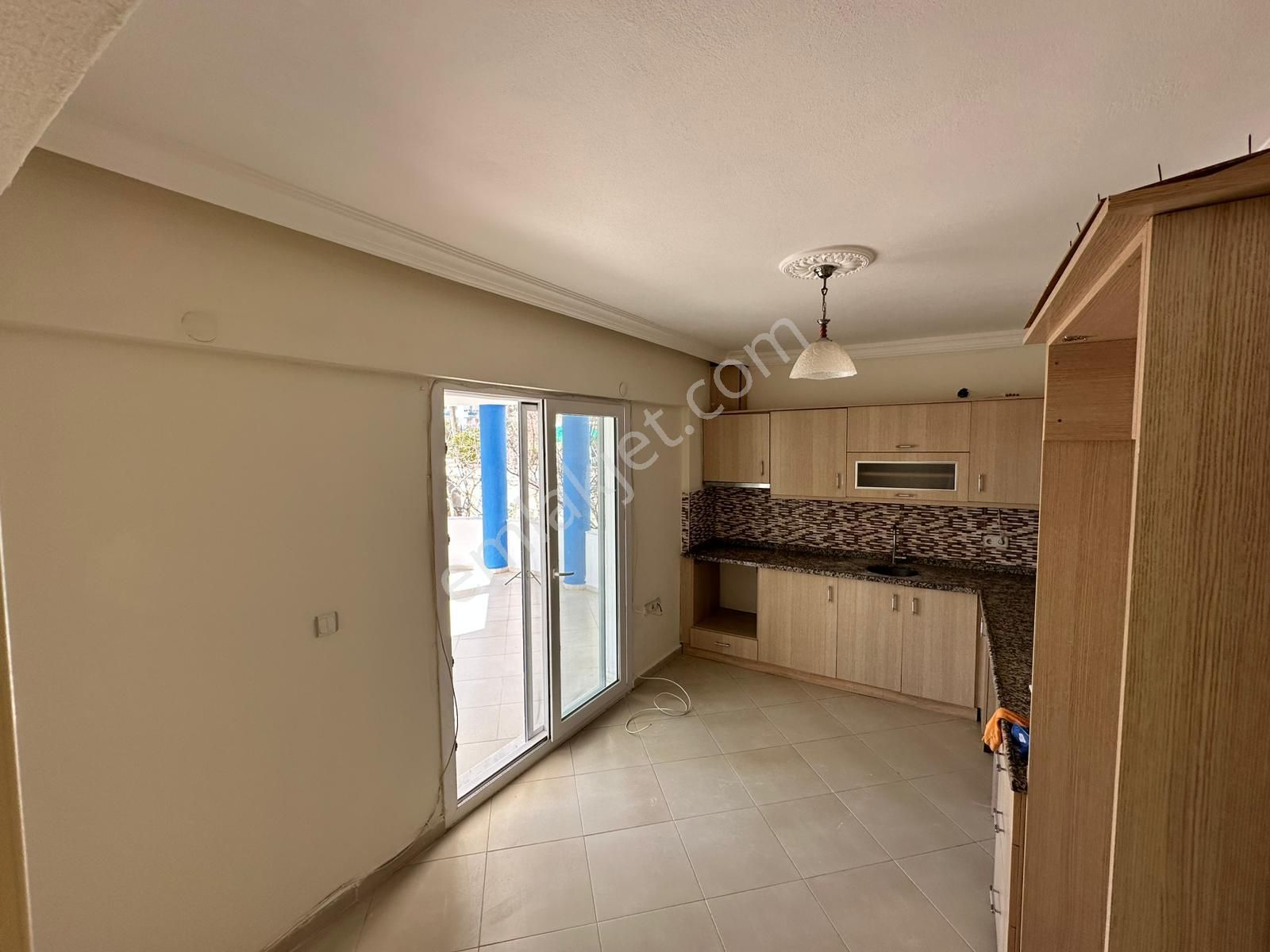 Güllük Merkez'de Süper Lokasyonda 3+1 Kapalı Mutfaklı Kiralık Daire !!! - Görsel 10