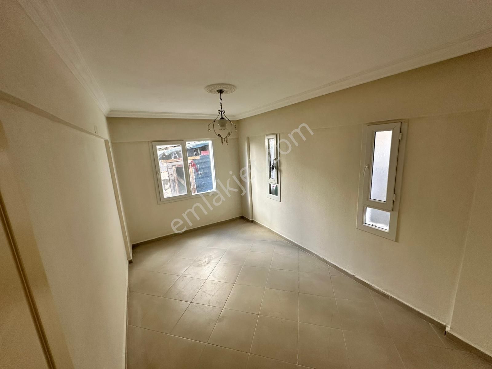 Güllük Merkez'de Süper Lokasyonda 3+1 Kapalı Mutfaklı Kiralık Daire !!! - Görsel 14