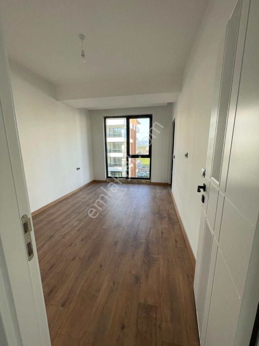 Rengiantalya Green Life Projesi Balkonlu 1+1 Daire - Görsel 13