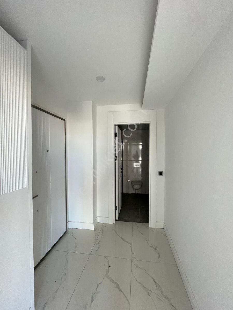 Rengiantalya Green Life Projesi Balkonlu 1+1 Daire - Görsel 21