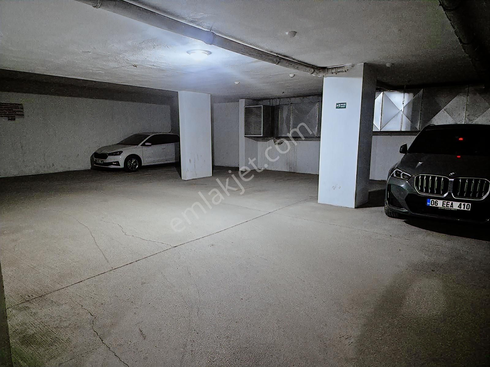 Ank Çan Emek Mevlana Bulvarı Cephe Ful Yapılı Kiralık 4+1 Daire - Görsel 35