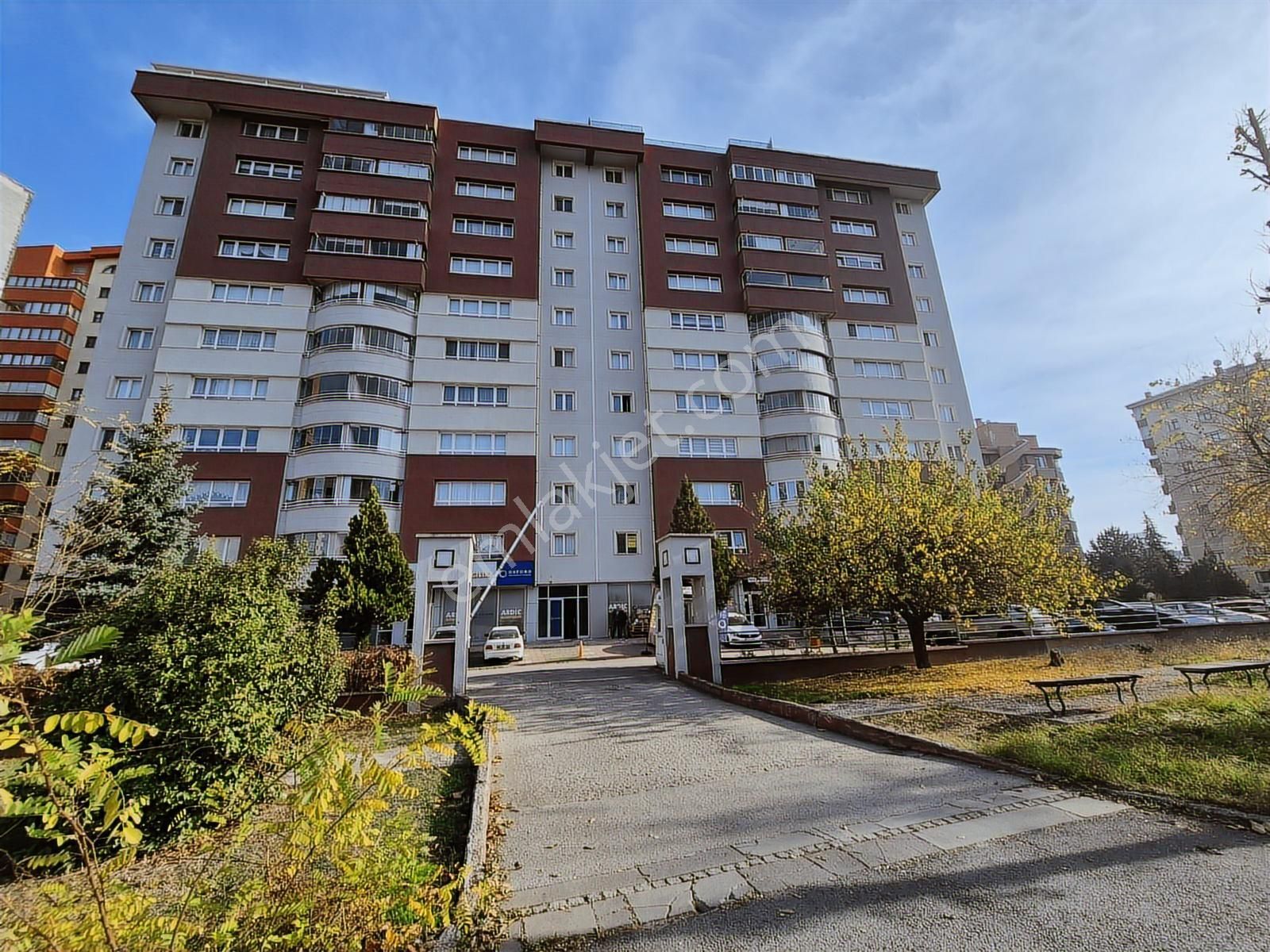 Ank Çan Emek Mevlana Bulvarı Cephe Ful Yapılı Kiralık 4+1 Daire - Görsel 25