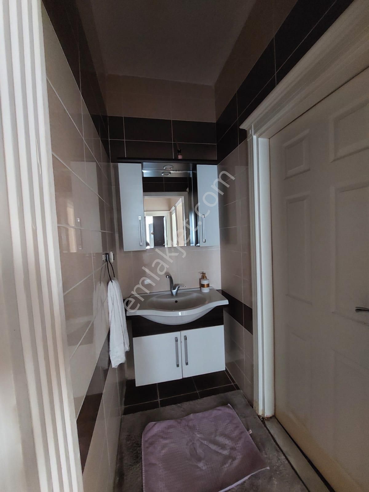 Bosna Hersek Mh Bakyapı Yanı Bosna Park Sitesinde 3+1 İçerisi Full Yapılı Kiralık Daire - Görsel 11