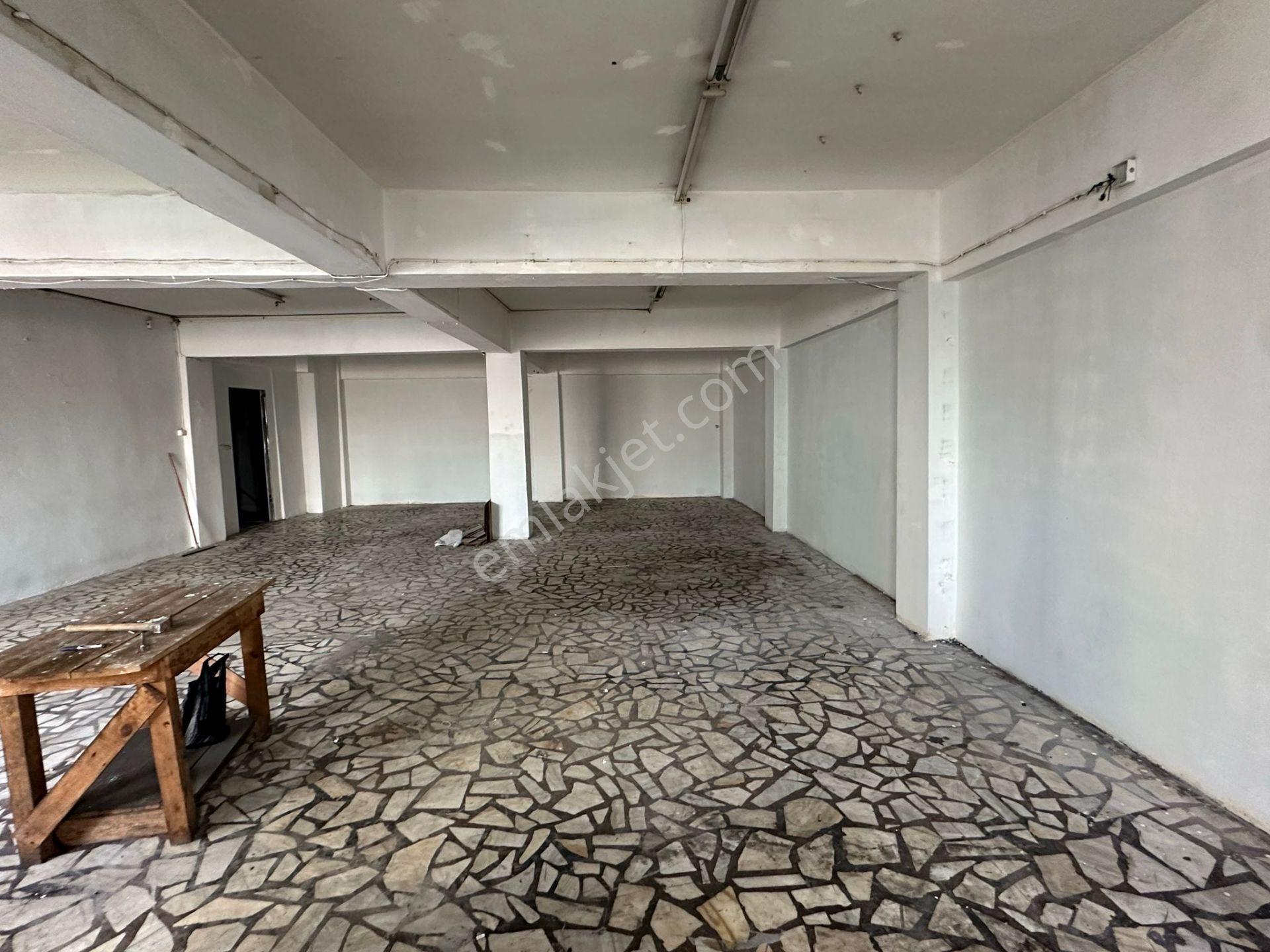 Güneşli 15 Temmuz Mahallesi Kiralık Atölye & Kesimhane 300 M2 - Görsel 5