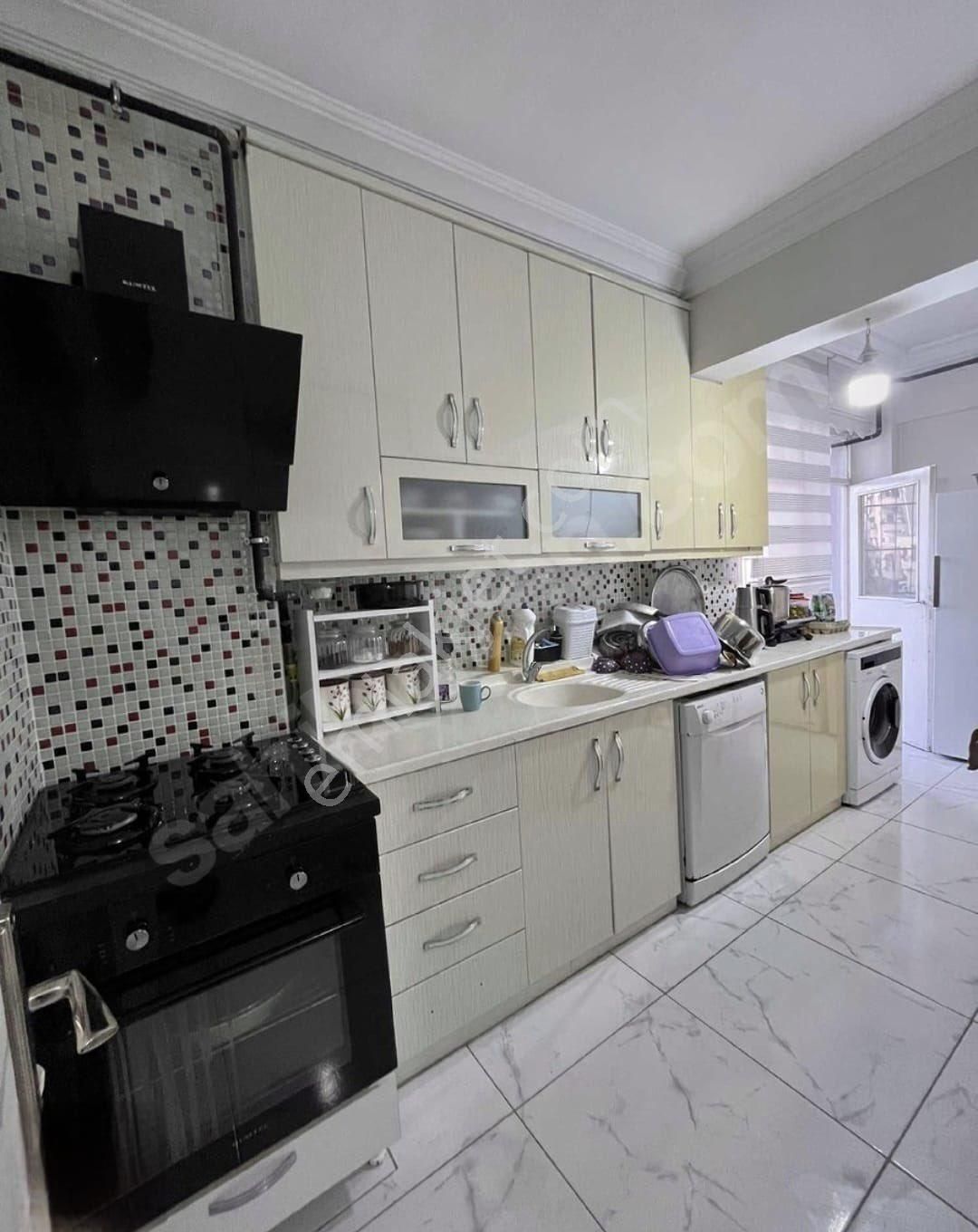 Yeşilyurt N.fazıl Bulvarında Hasarsız Daire - Görsel 2