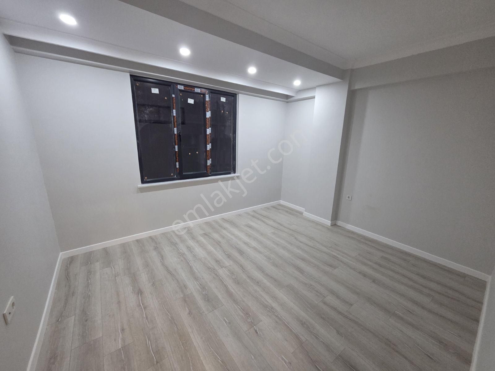 Cevatpaşada Geniş Aileler İçin 250m2 5+2 Dubleks - Görsel 17