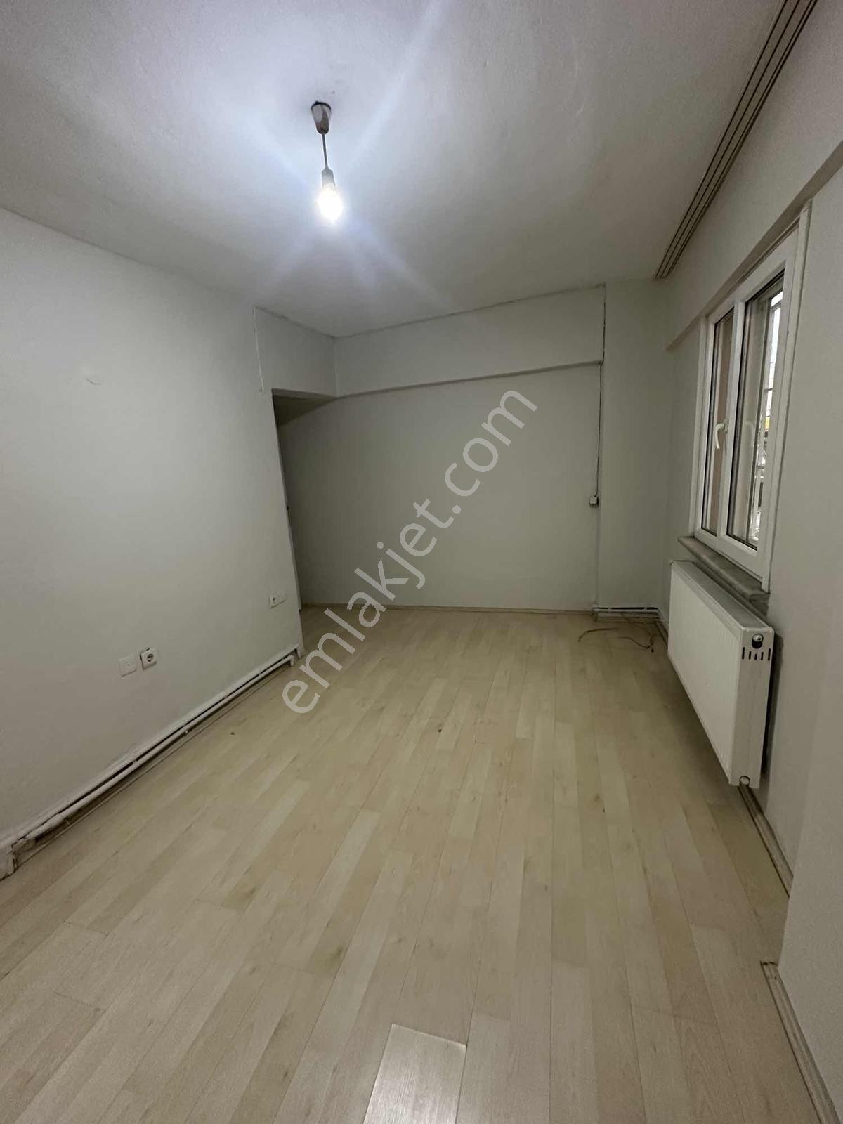 Çekmeköy Vuralkent Sitesi 2+1 Geniş Ve Ferah Kiralık Daire - Görsel 3