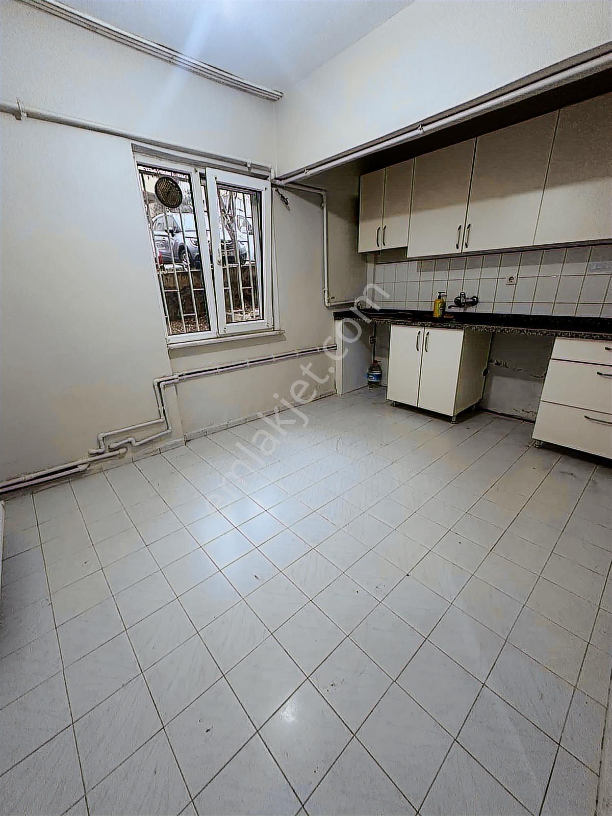 Çekmeköy Vuralkent Sitesi 2+1 Geniş Ve Ferah Kiralık Daire - Görsel 25