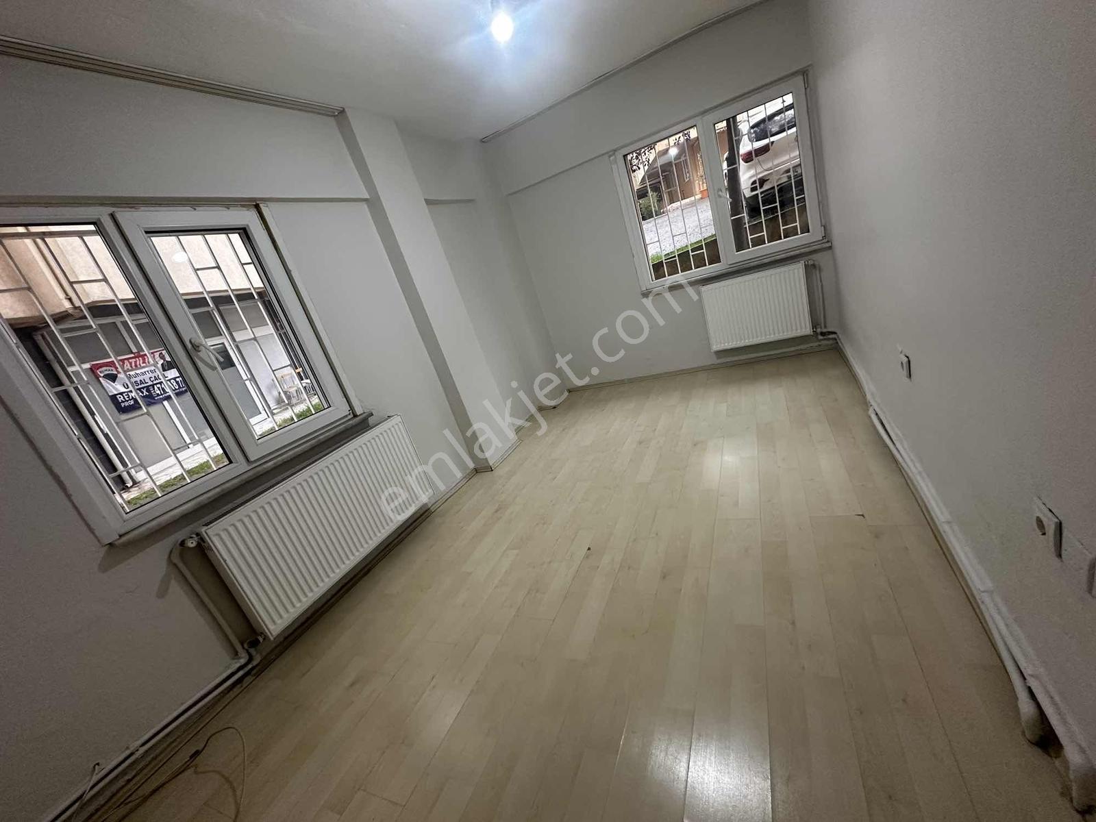 Çekmeköy Vuralkent Sitesi 2+1 Geniş Ve Ferah Kiralık Daire - Görsel 8