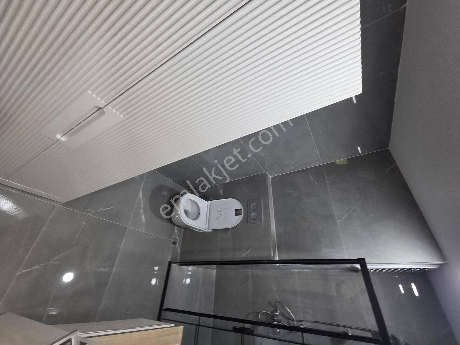 Cevatpaşada 3+1 128 M2 Ferah Arakat Daire - Görsel 16