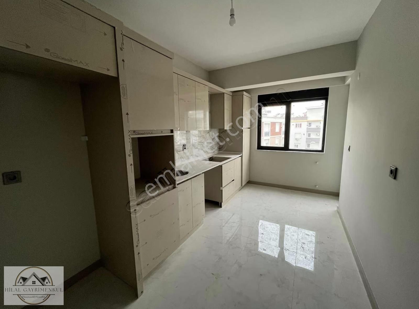 Hilal Gayrimenkul'den Kızıltoprak Merkezde Çokgeniş Dubleks*4+1* - Görsel 12