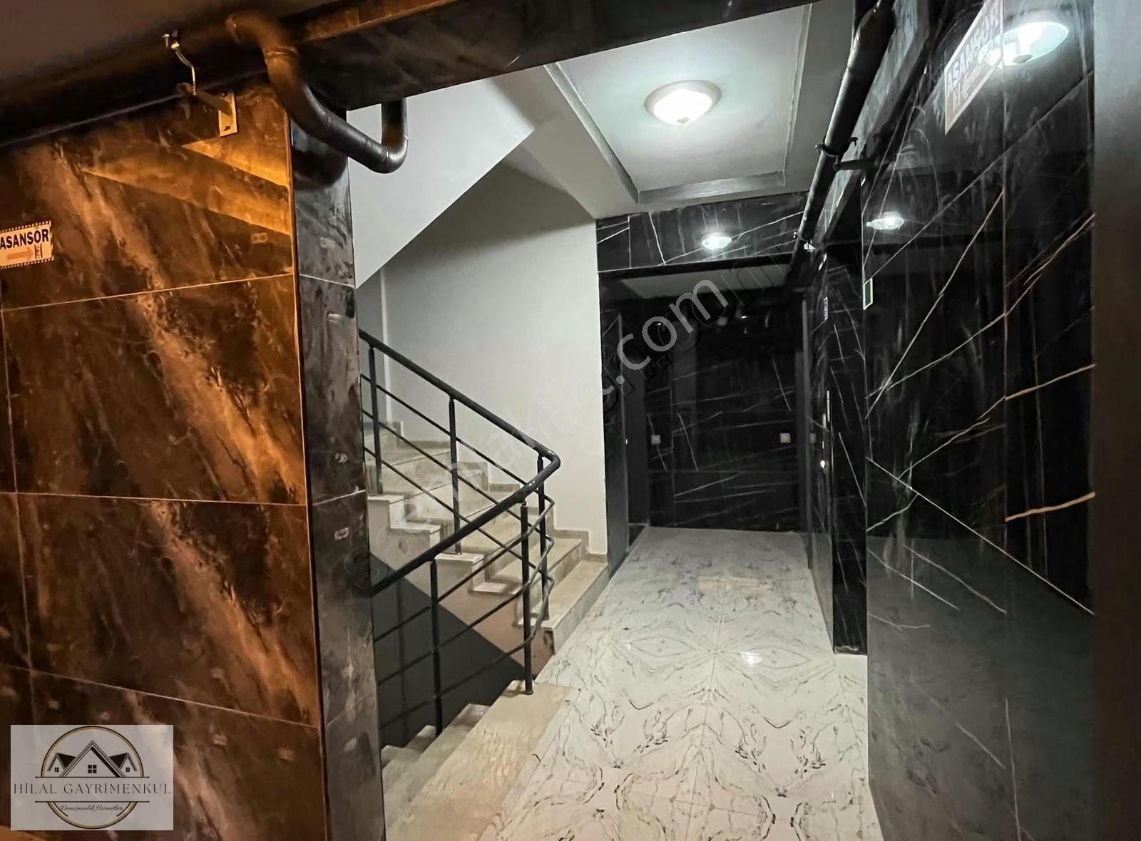 Hilal Gayrimenkul'den Kızıltoprak Merkezde Çokgeniş Dubleks*4+1* - Görsel 5