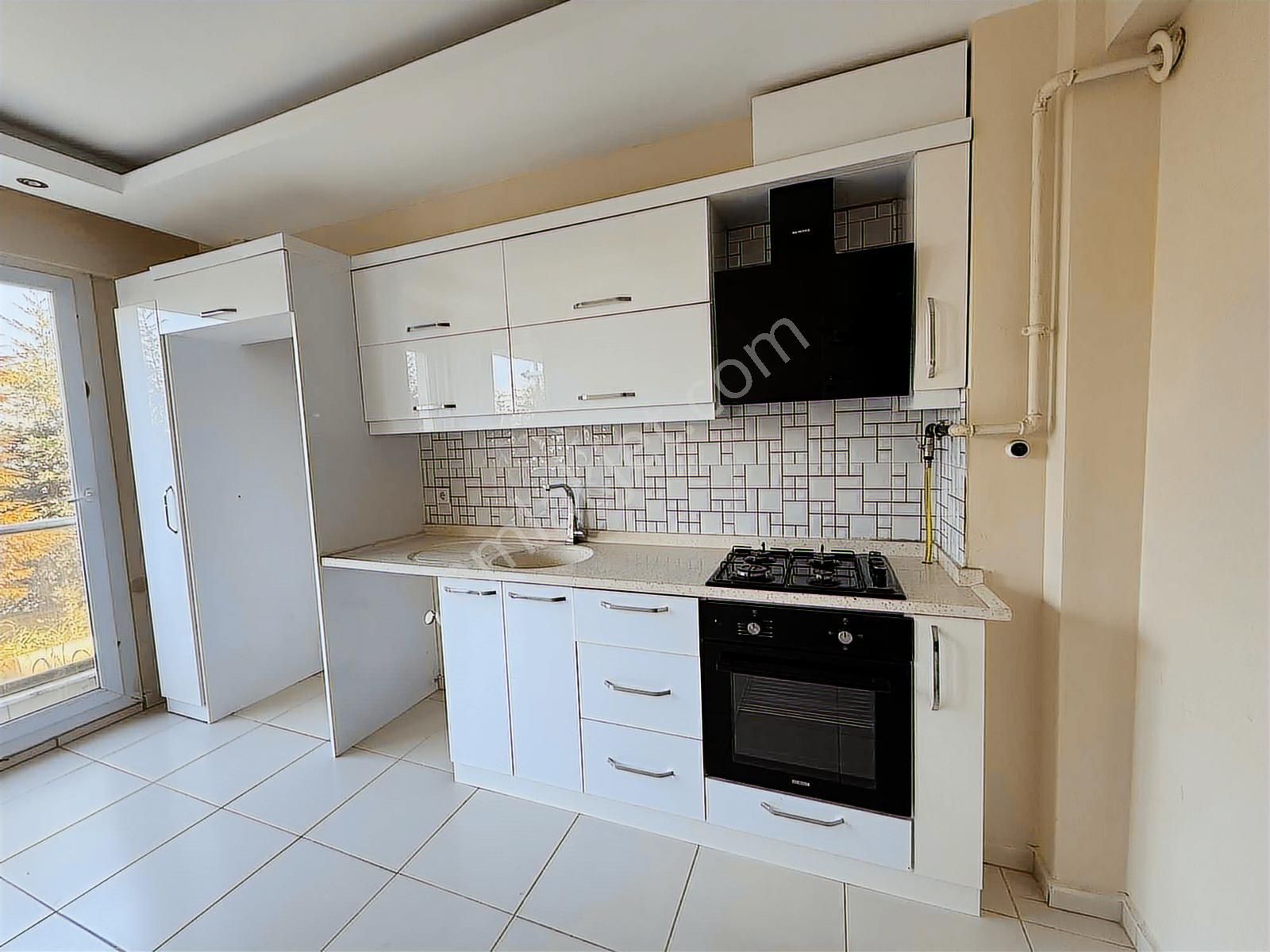 Uygan'dan Yedi Eylül Mah. 2+1 98m² Lüx Butik Site İçerisinde - Görsel 3