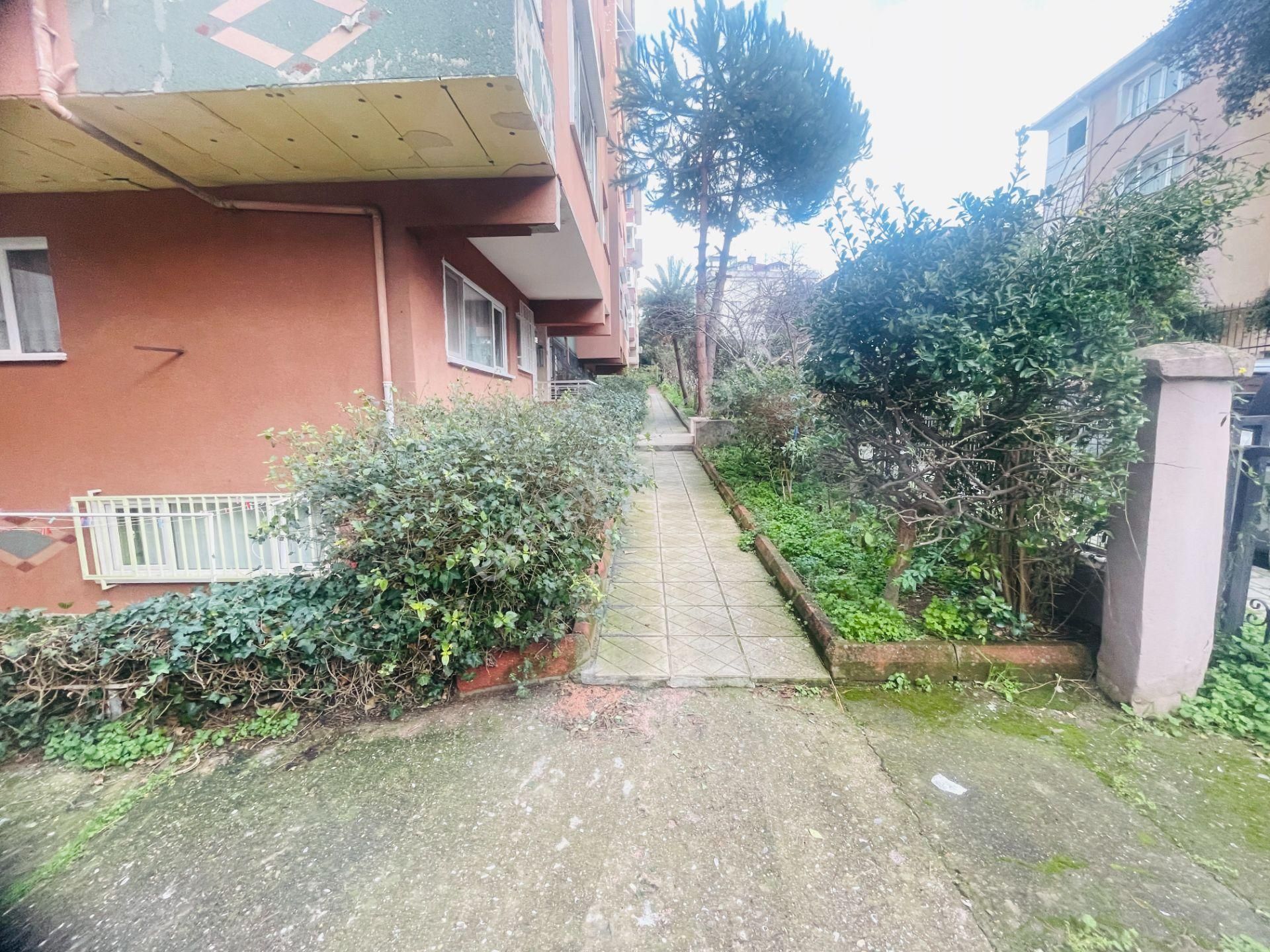 Acıbadem Pınar Sitesinde Satılık 115 M2 2+1 Bahçe Katı Daire - Görsel 4