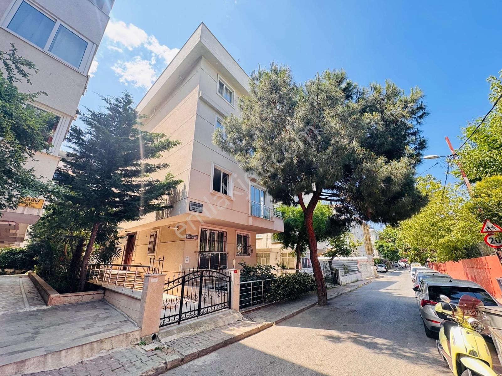 █ Konfor █ Küçükyalı'da Ara Katta Genç Binada Kullanışlı 1+1 - Görsel 33
